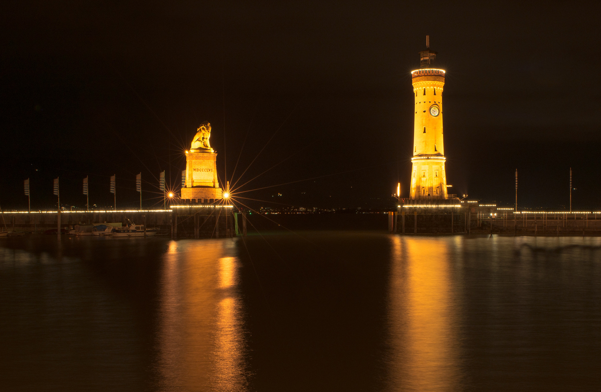 Nikon D800E + Sigma 24-70mm F2.8 EX DG Macro sample photo. Lindau photography