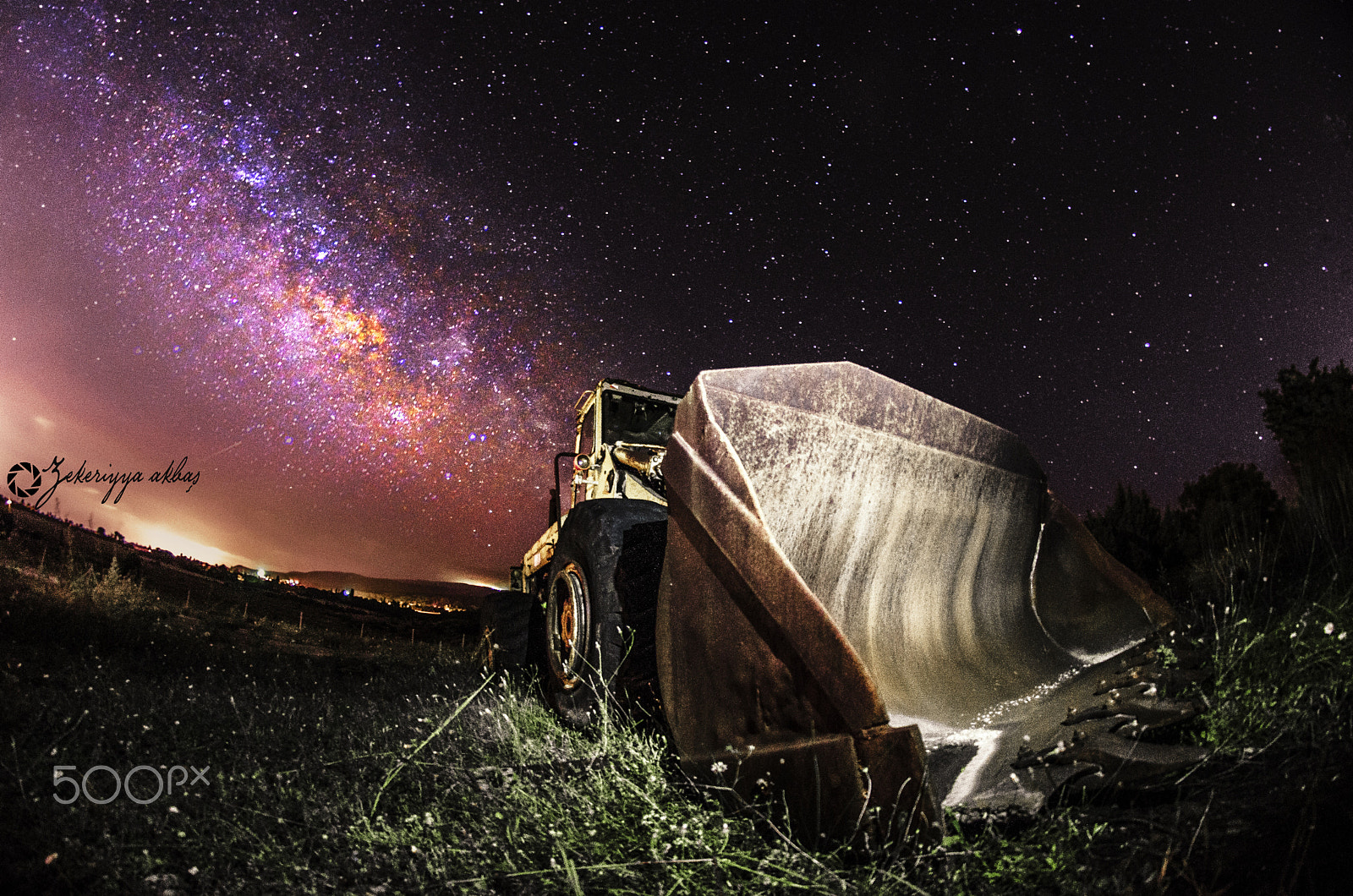 Nikon D7000 + Samyang 8mm F3.5 Aspherical IF MC Fisheye sample photo. Hot scrap photography