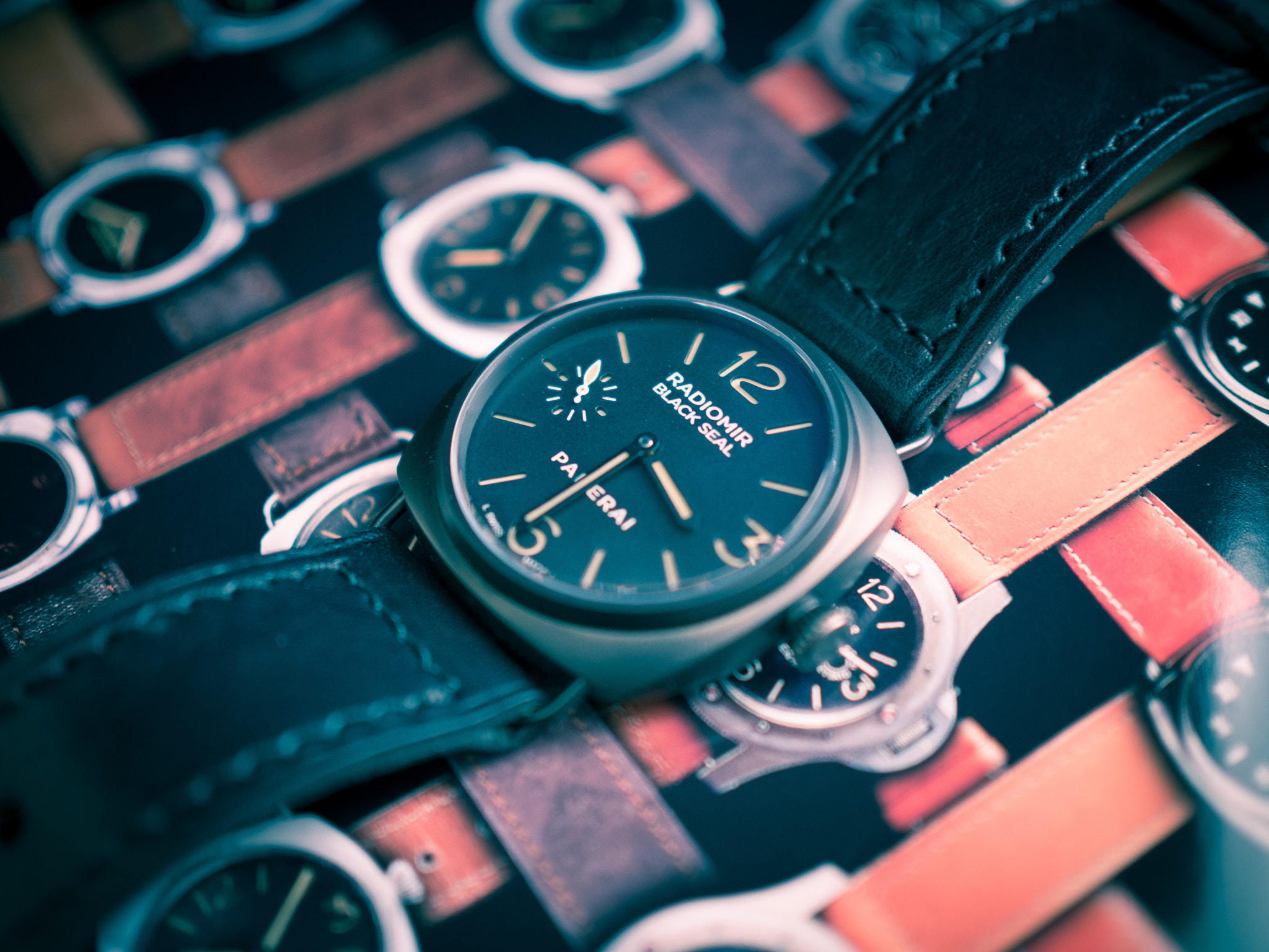 Olympus OM-D E-M10 II + Olympus M.Zuiko Digital 25mm F1.8 sample photo. Panerai radiomir black seal photography