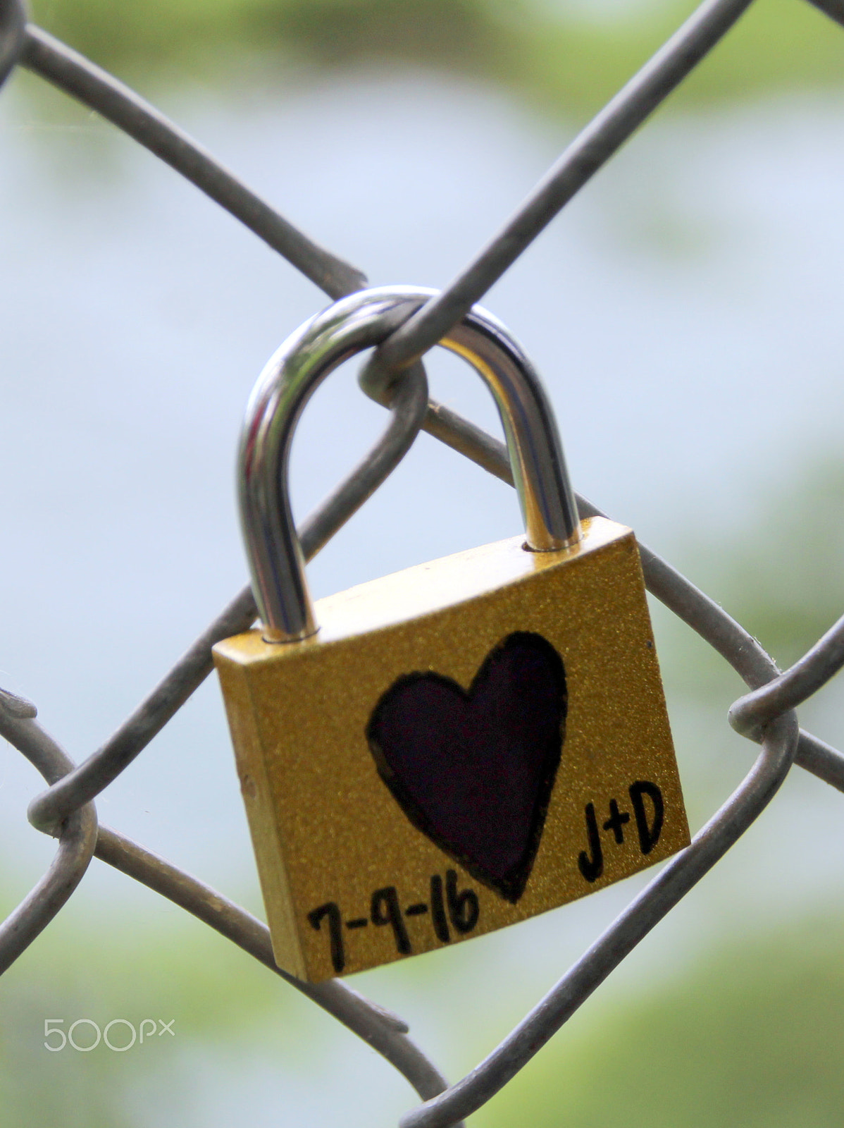 Sigma 18-250mm F3.5-6.3 DC OS HSM sample photo. Young love photography