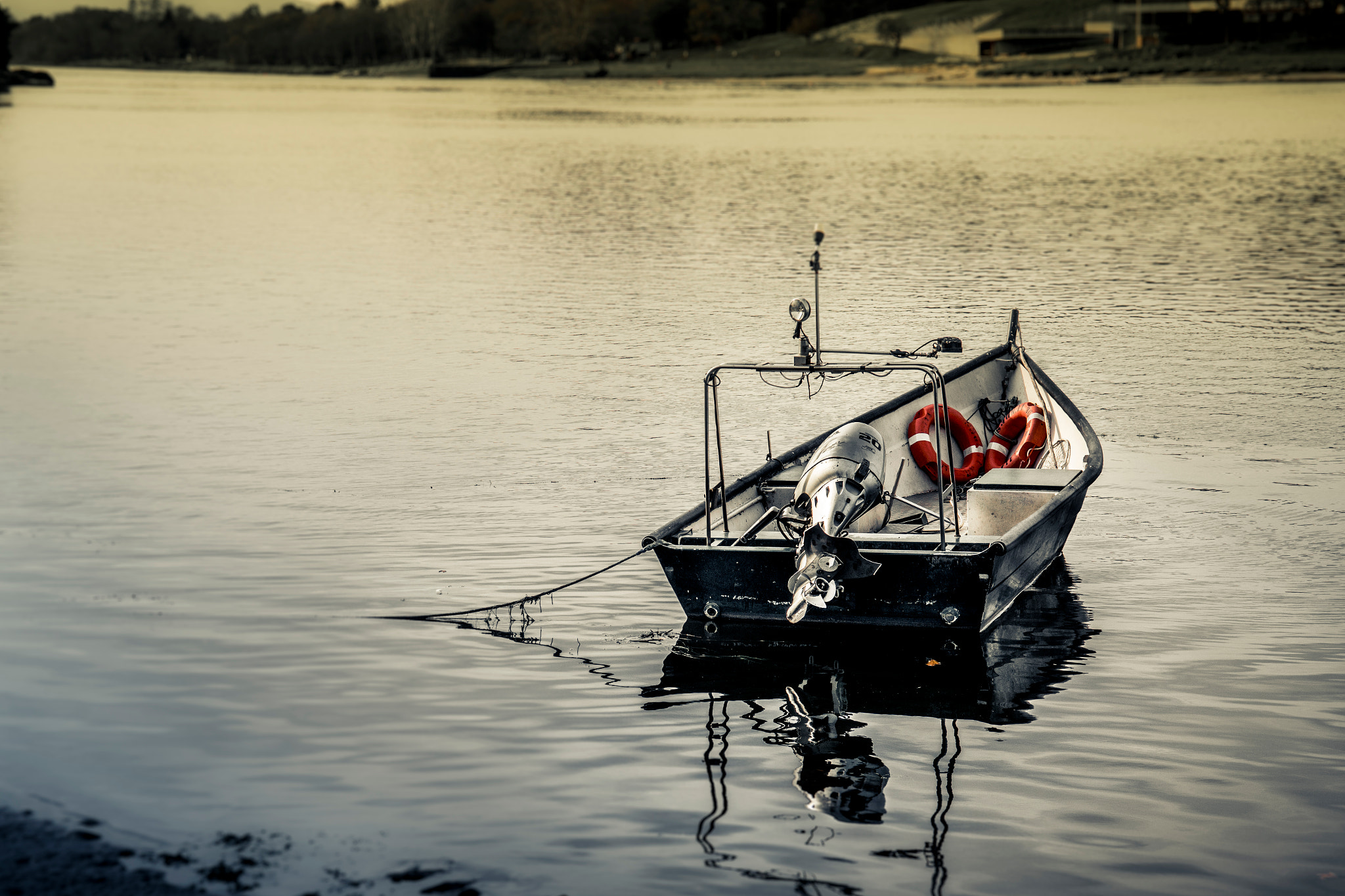 Samsung NX300M + Samsung NX 18-55mm F3.5-5.6 OIS sample photo. Alone in the river photography