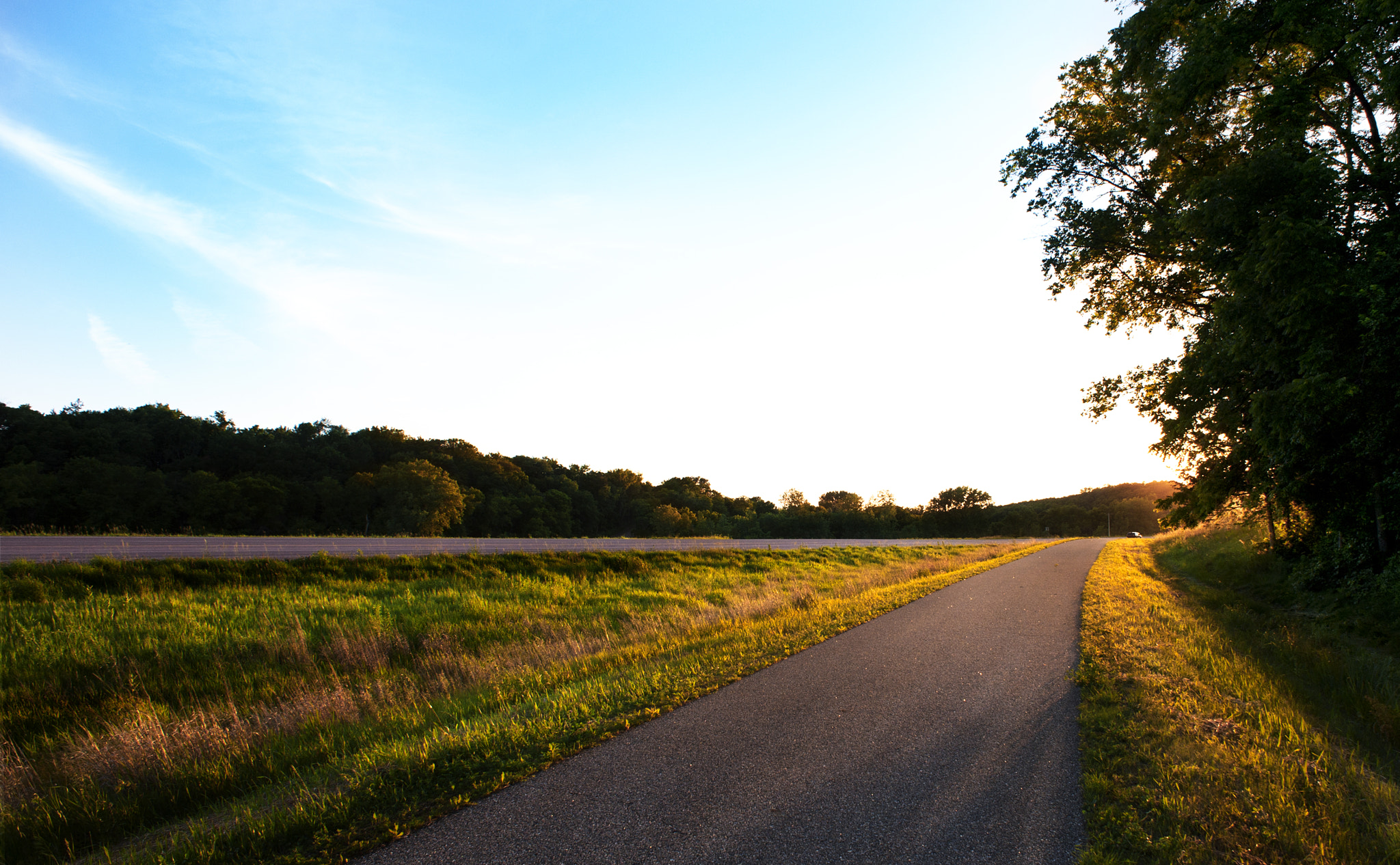 Nikon D700 + Nikon AF Nikkor 20mm F2.8D sample photo. Last rays on earth photography