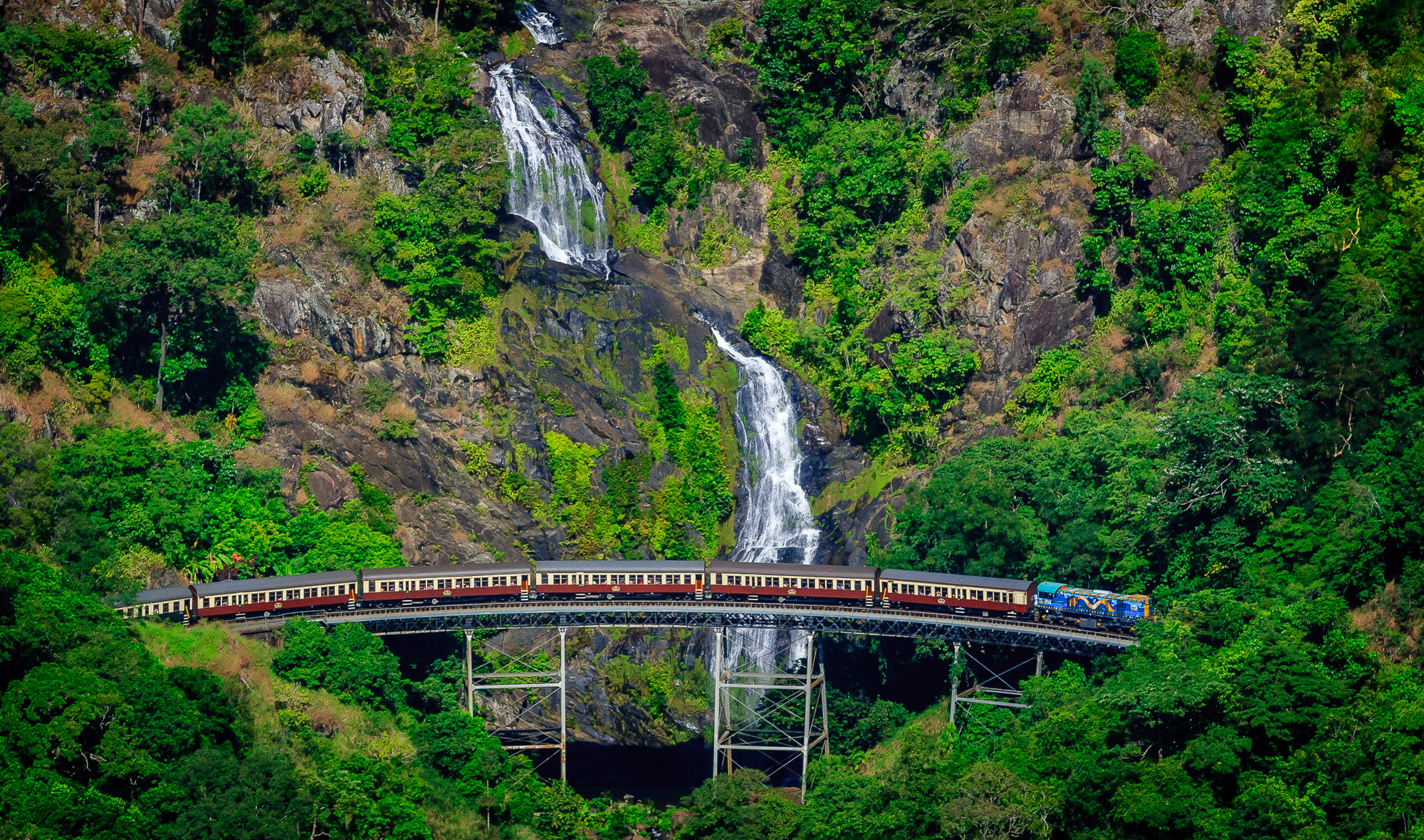 Canon EF 70-200mm F2.8L USM sample photo. "the kuranda scenic train" photography