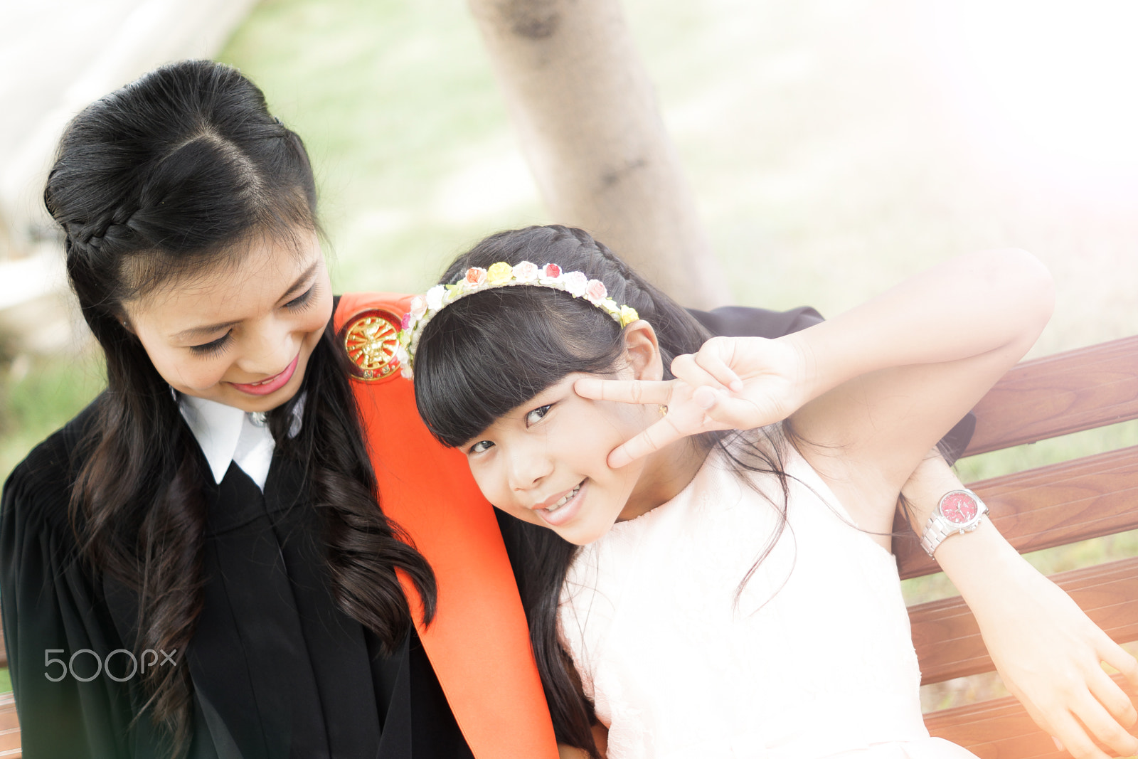 Sony SLT-A77 + Sony DT 50mm F1.8 SAM sample photo. Congratulation n'oom photography