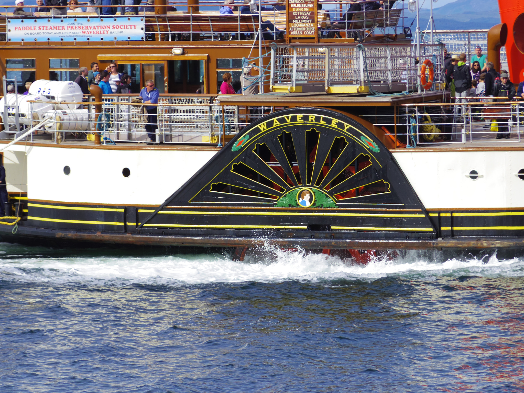 Pentax Q + Pentax 06 Telephoto 15-45mm sample photo. Waverley. the last ocean going paddle steamer. photography
