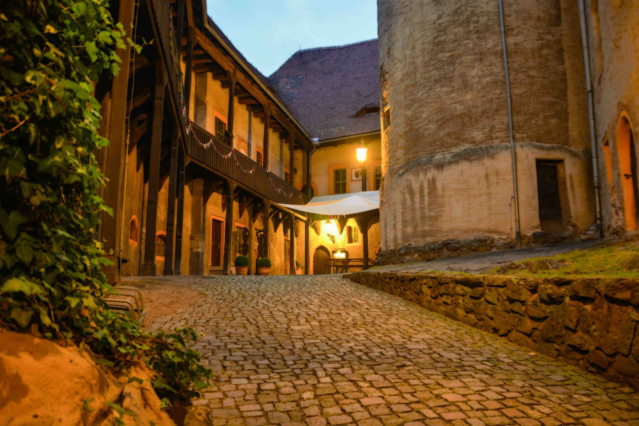 Sigma 18-250mm F3.5-6.3 DC OS HSM sample photo. Inside the castle schönfels photography