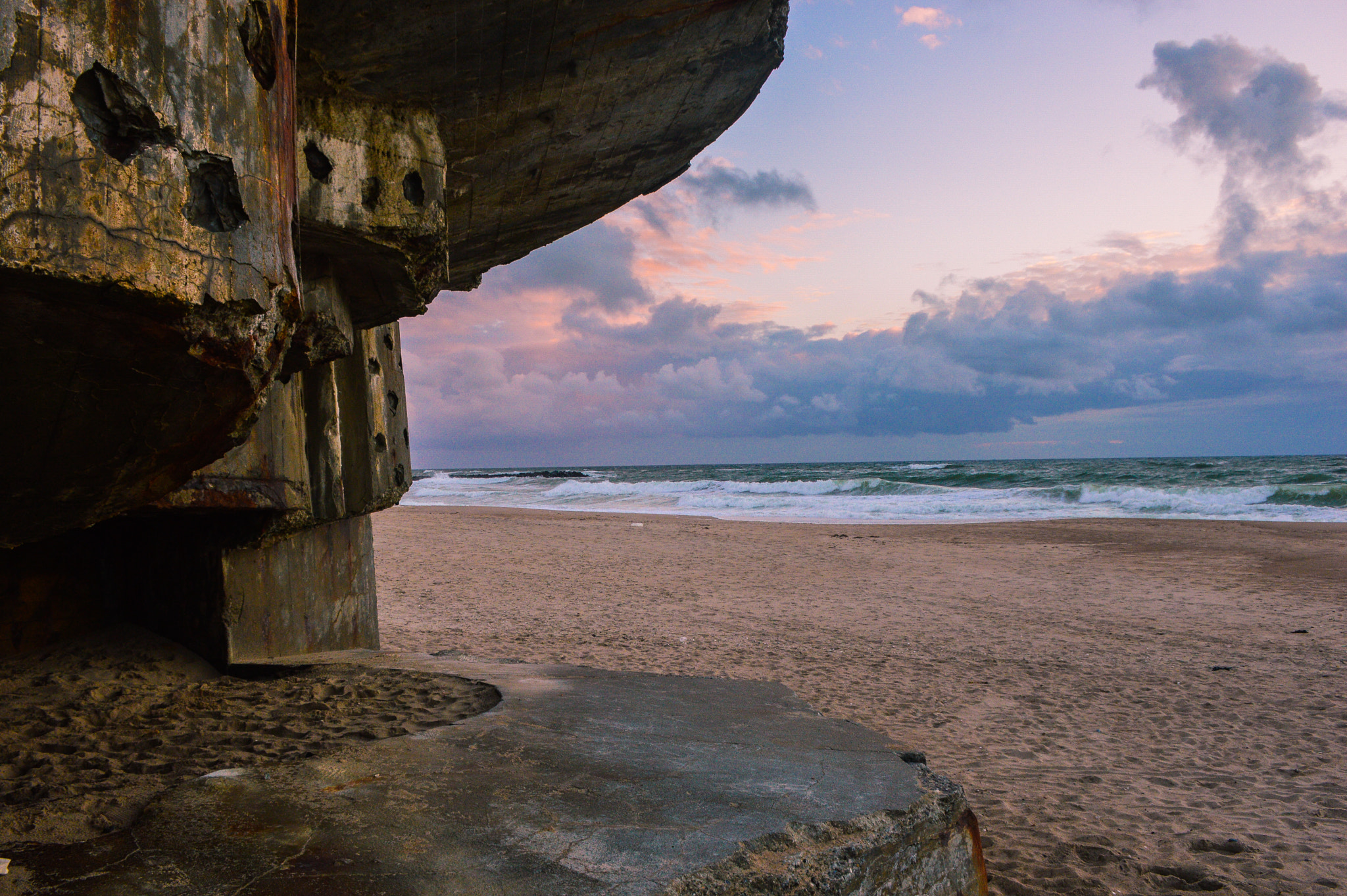 Sigma 18-50mm F2.8-4.5 DC OS HSM sample photo. The beach photography