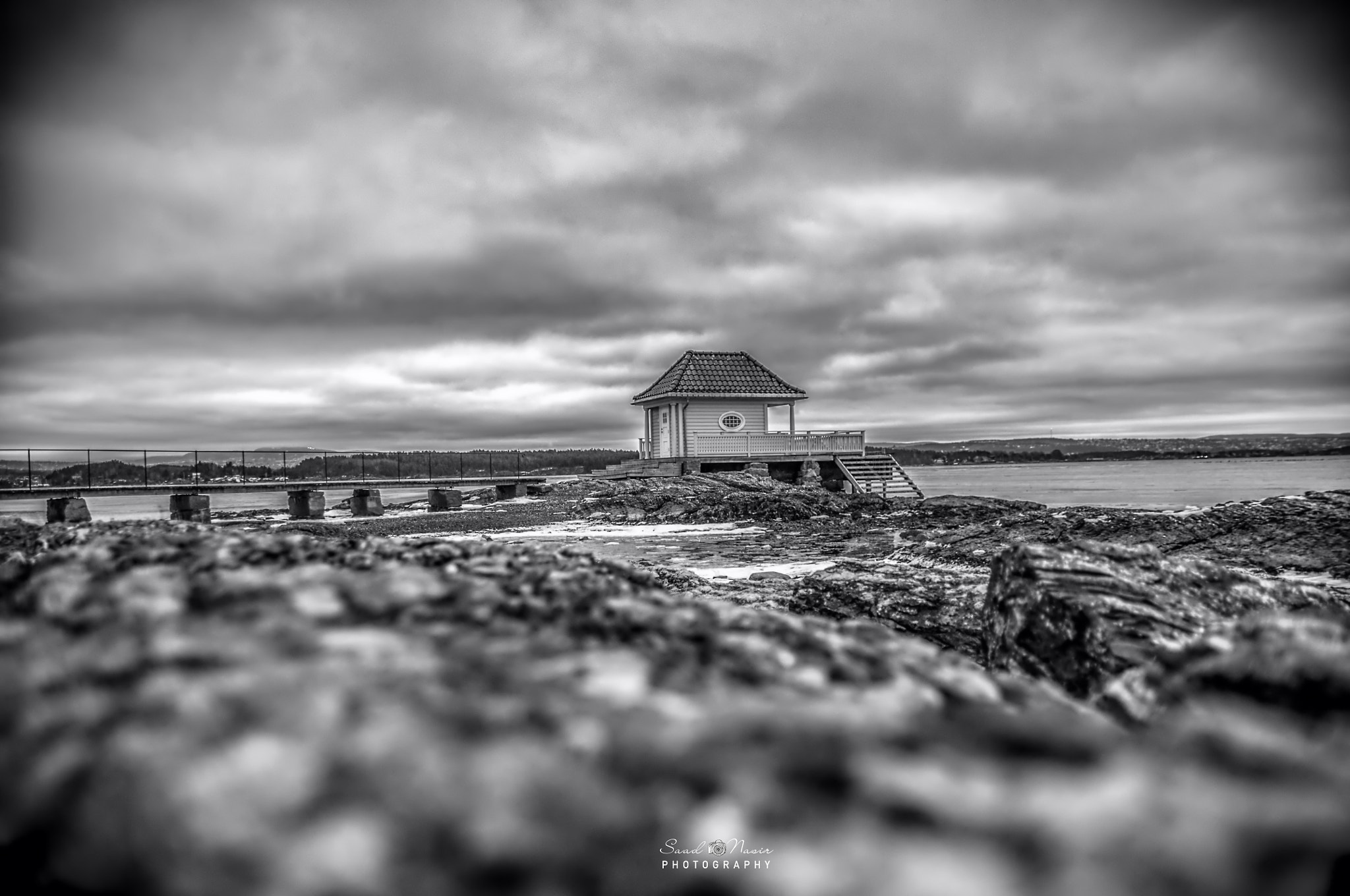 Sigma 17-50mm F2.8 EX DC OS HSM sample photo. From the rock bed photography