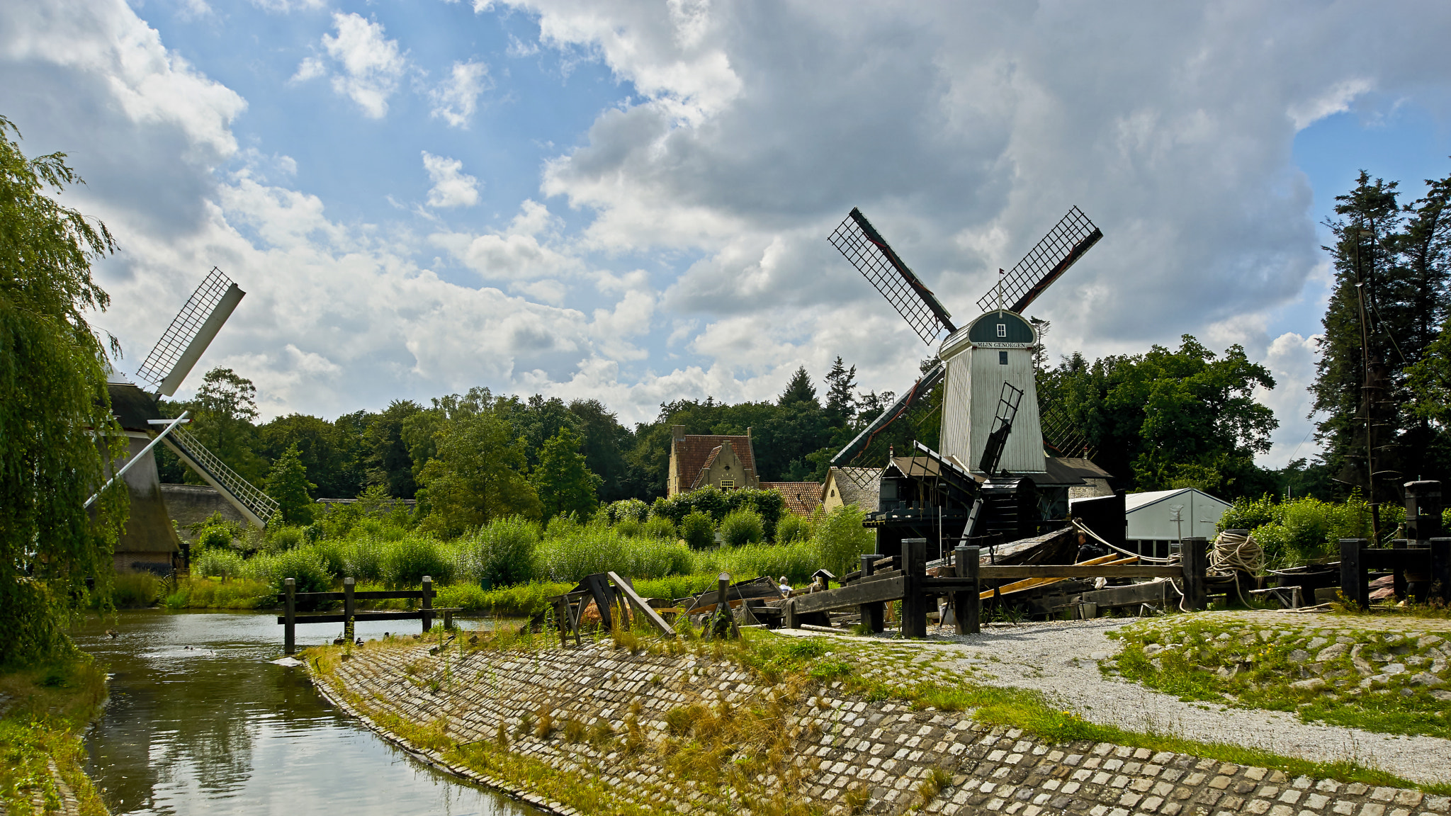 Sony ILCA-77M2 + 10-20mm F3.5 sample photo. Windmill photography