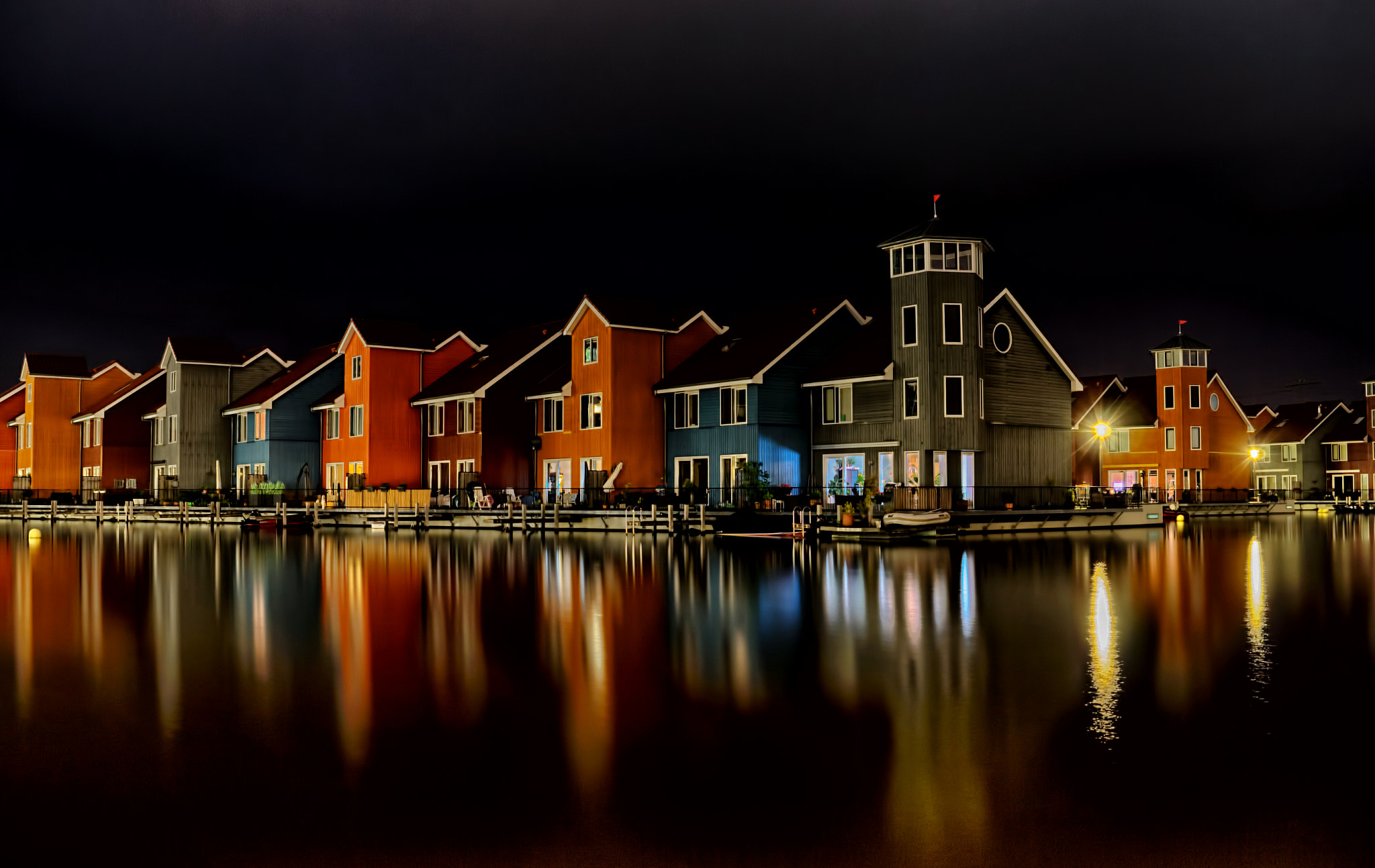 Sony SLT-A68 sample photo. The beauty of the night reflected on water photography