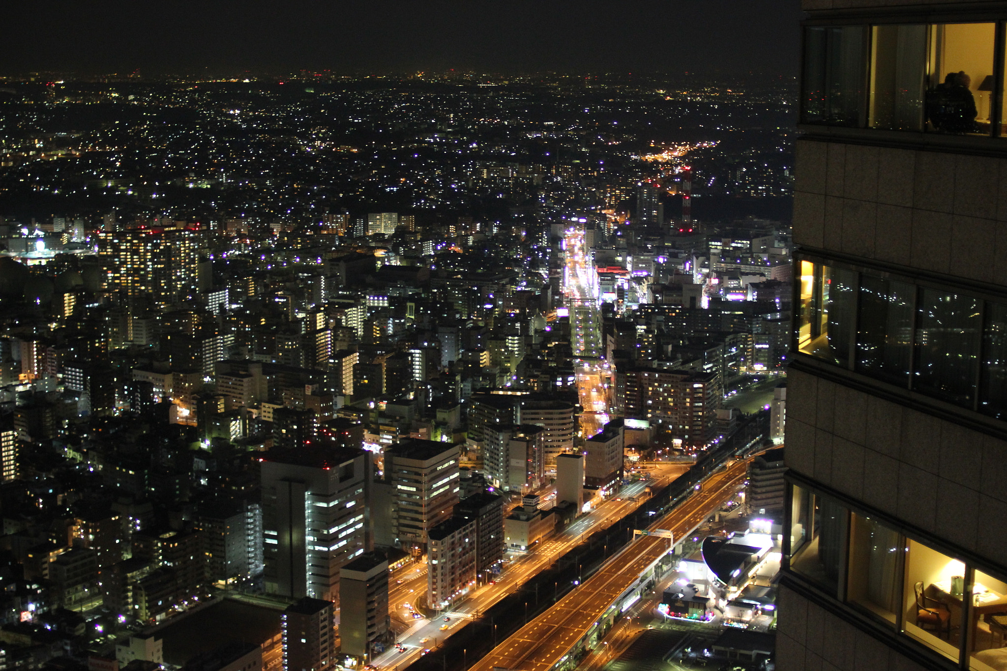 Canon EF 35mm F2 sample photo. My traveler picture photography