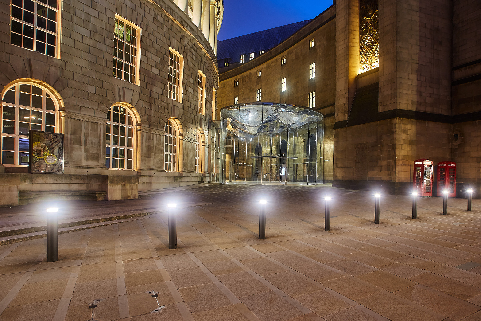 Canon EF 20-35mm F3.5-4.5 USM sample photo. Manchester library.  photography