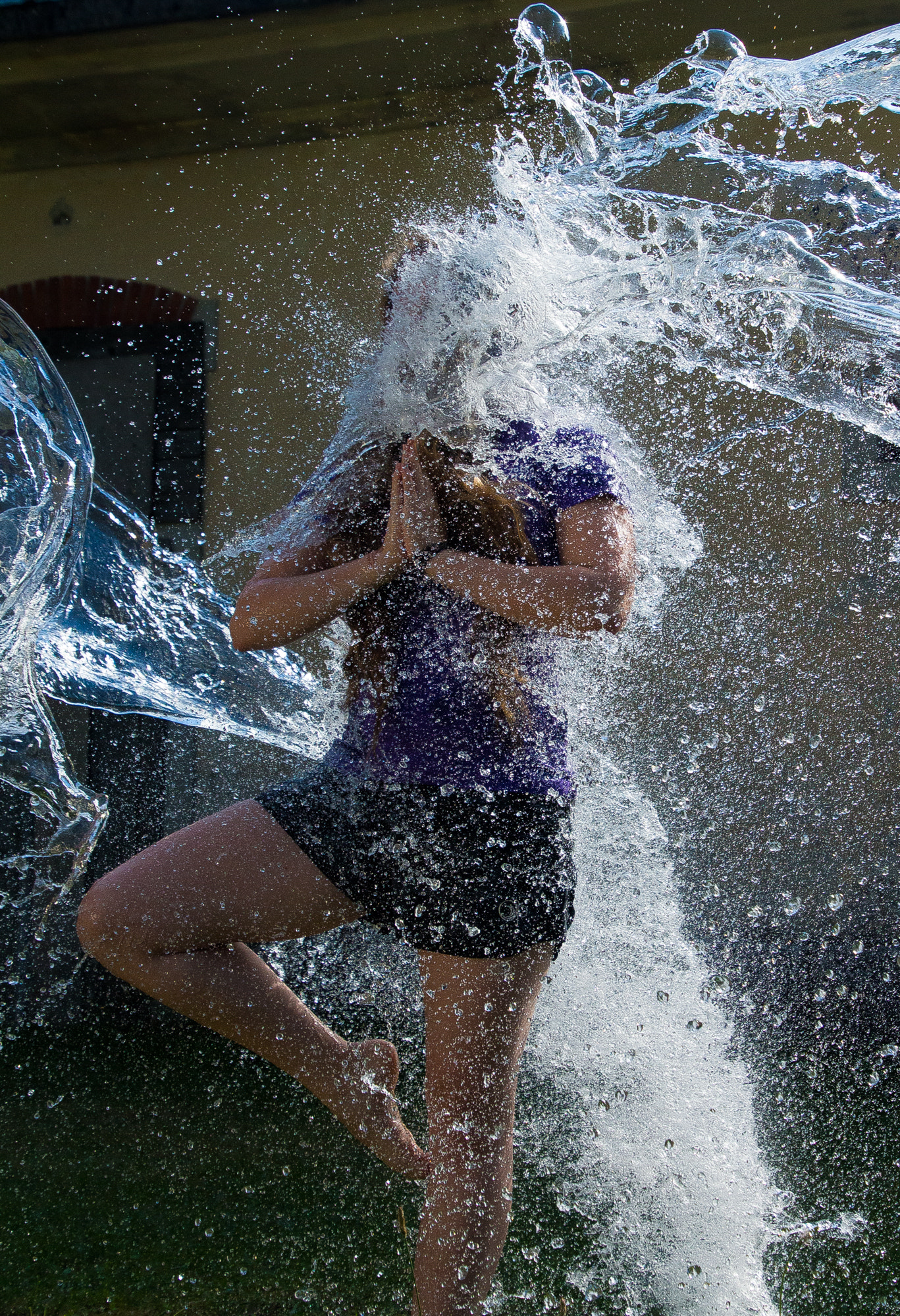 Canon EOS 650D (EOS Rebel T4i / EOS Kiss X6i) sample photo. Water attack photography