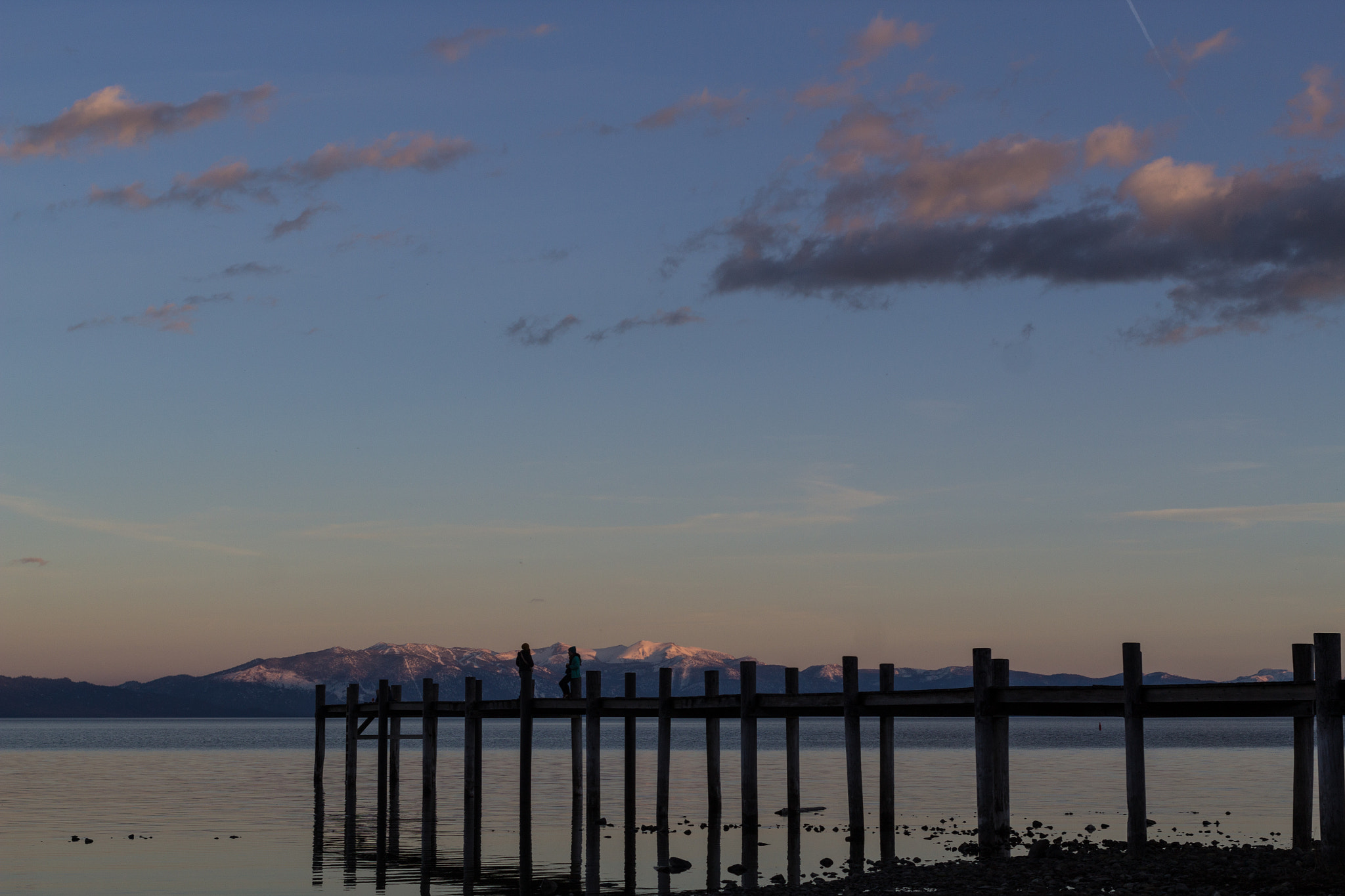 Canon EOS 1200D (EOS Rebel T5 / EOS Kiss X70 / EOS Hi) + Canon EF 40mm F2.8 STM sample photo. Pier in tahoe city photography