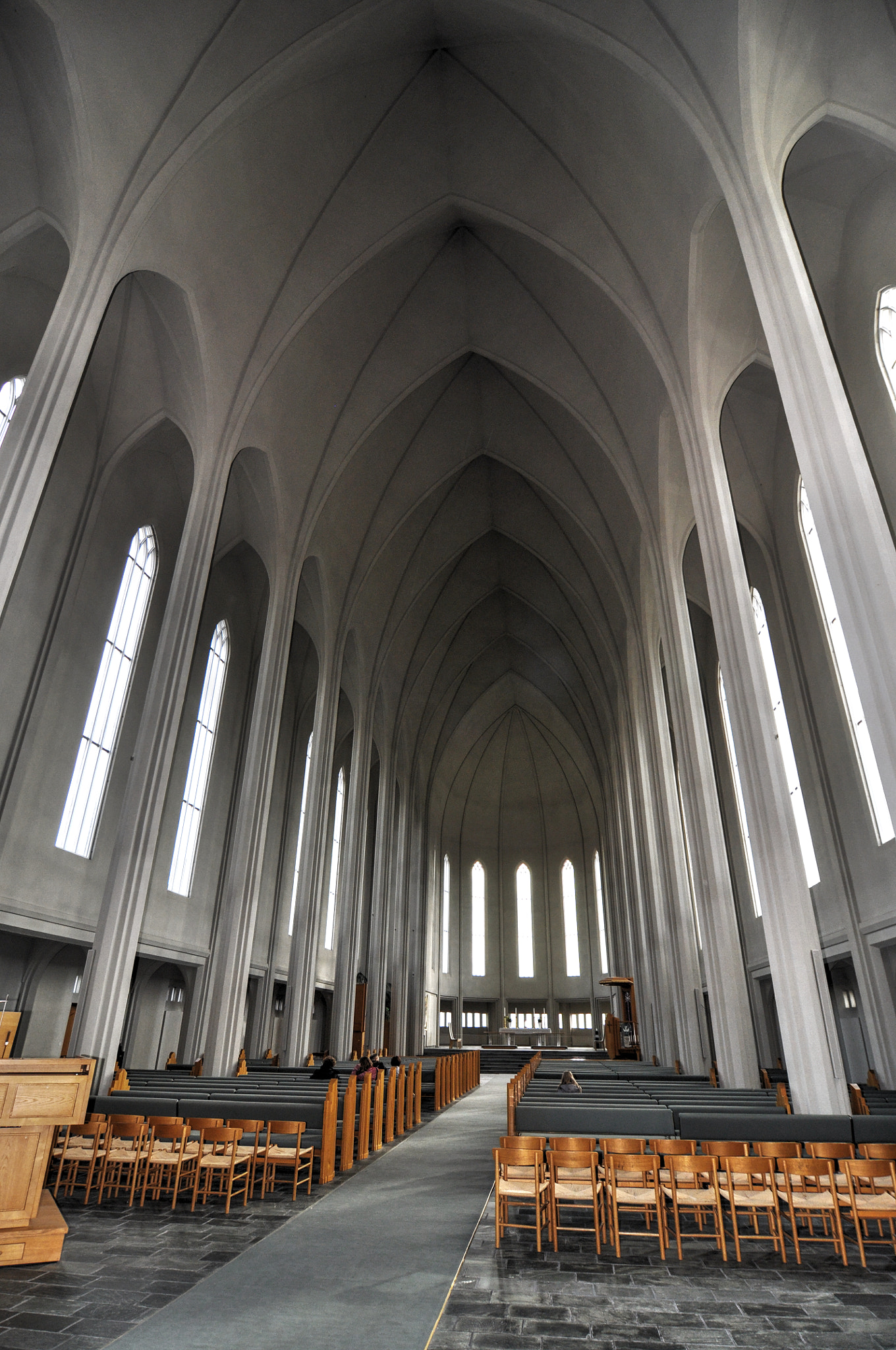 Nikon D90 + Tokina AT-X Pro 12-24mm F4 (IF) DX sample photo. Cathedral photography