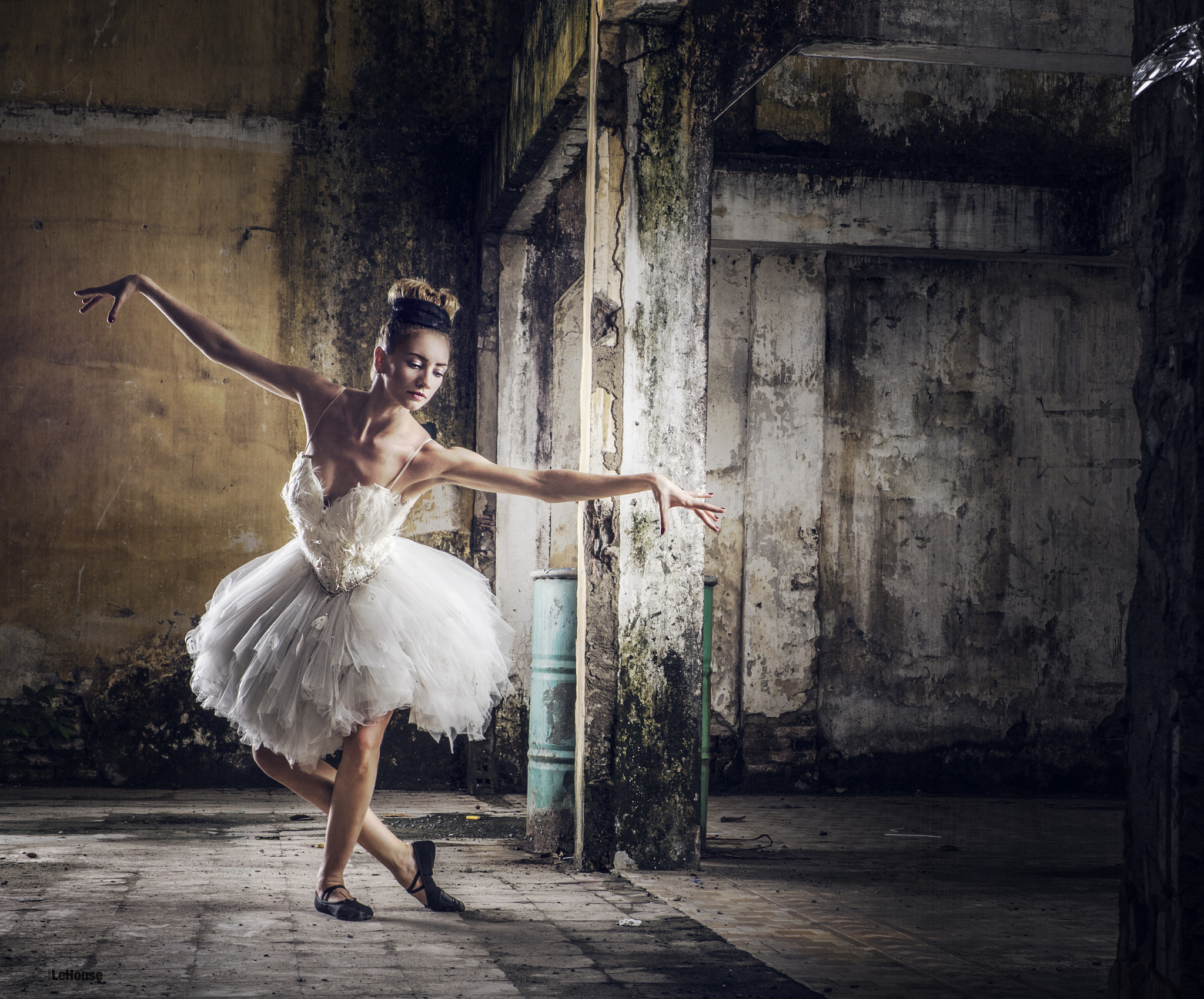 Olympus OM-D E-M1 + Panasonic Leica DG Summilux 25mm F1.4 II ASPH sample photo. Ballet dance photography