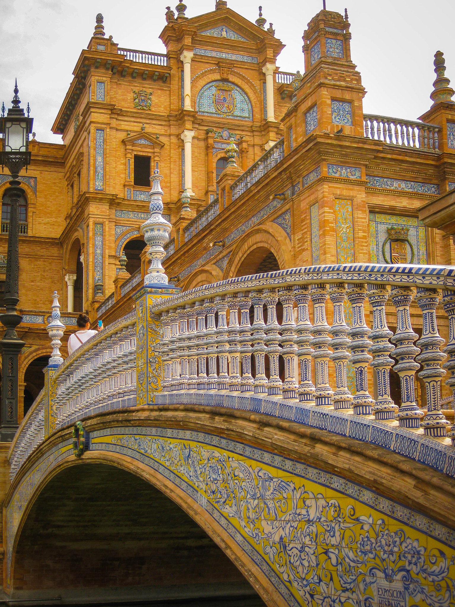 Canon PowerShot SD790 IS (Digital IXUS 90 IS / IXY Digital 95 IS) sample photo. Sevilla (spain) - plaza de españa photography