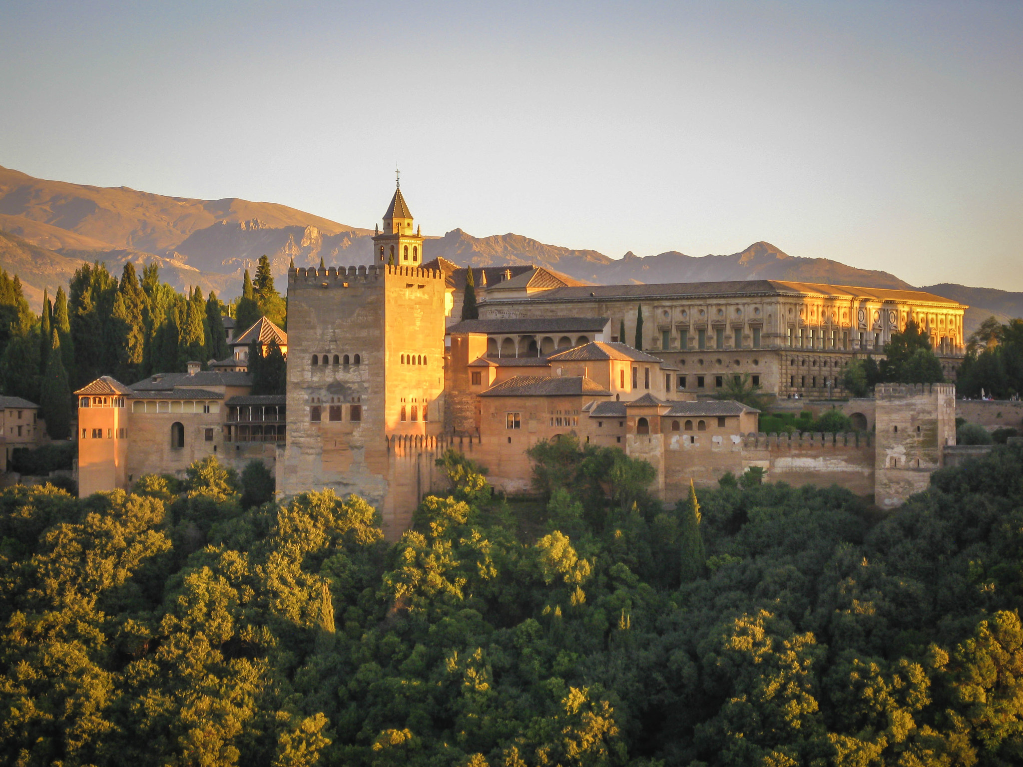 Canon PowerShot SD790 IS (Digital IXUS 90 IS / IXY Digital 95 IS) sample photo. Granada (spain) - alhambra photography