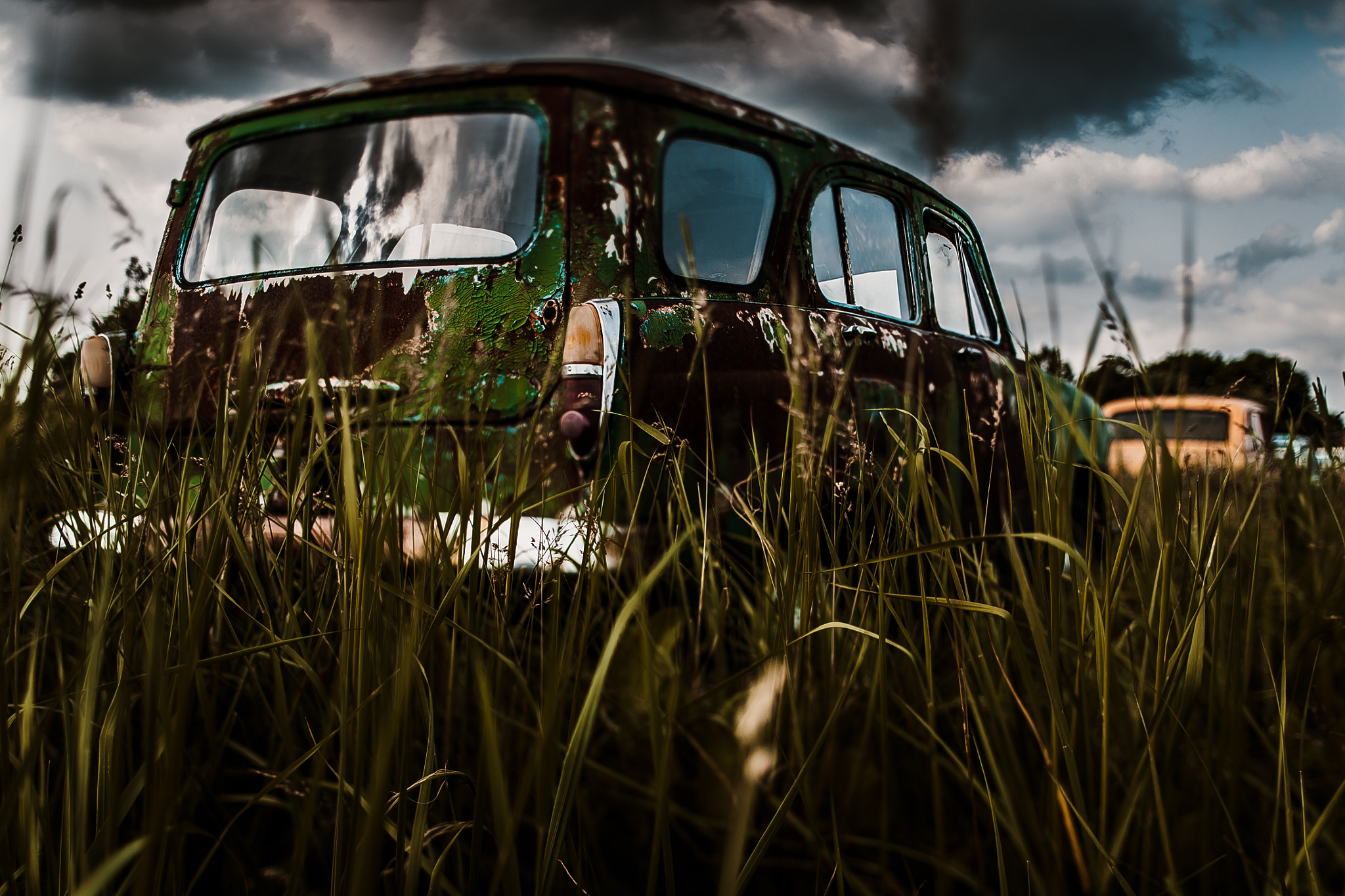 Canon TS-E 45mm F2.8 Tilt-Shift sample photo. Old russian car photography