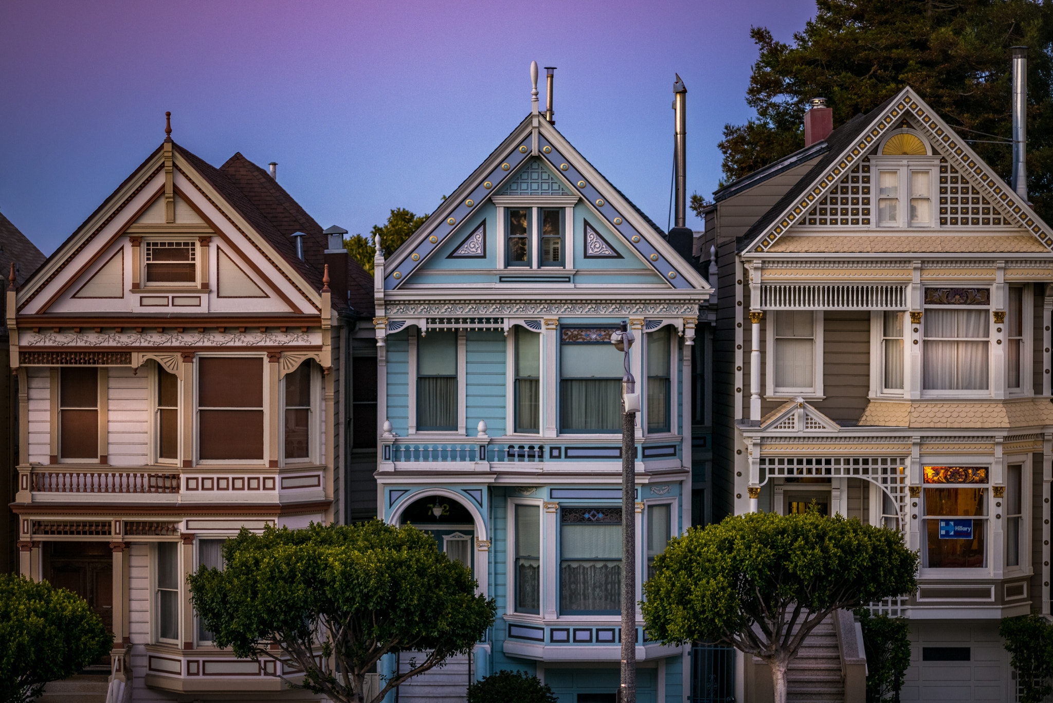 Leica APO-Summicron-M 90mm F2 ASPH sample photo. Painted ladies photography