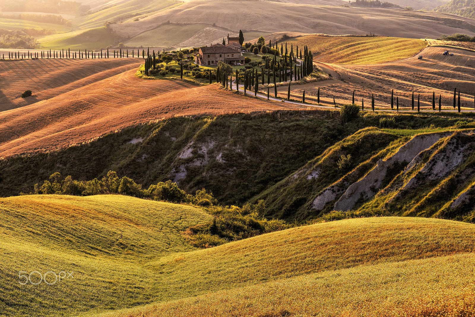AF Zoom-Nikkor 80-200mm f/2.8 ED sample photo. Tuscany in color photography