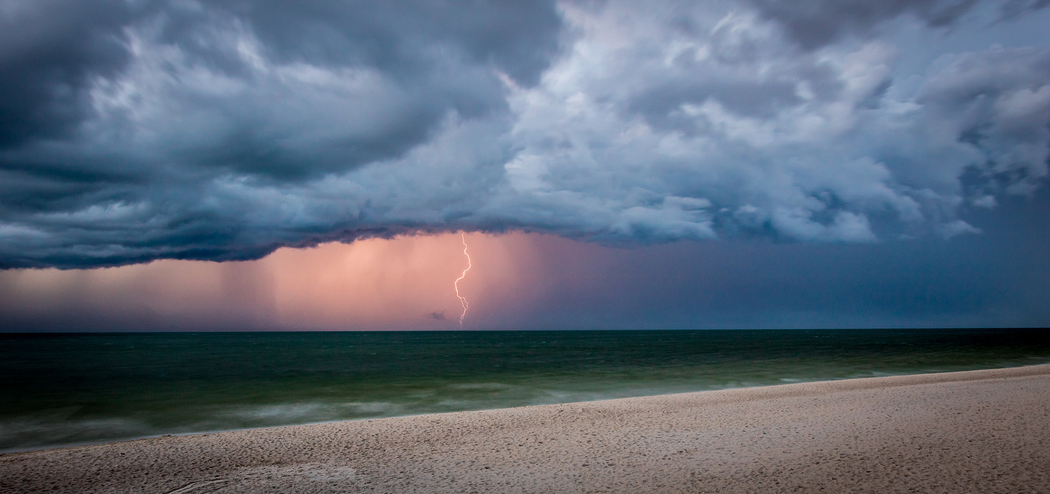 Sigma 18-35mm f/1.8 DC HSM sample photo. Night storm photography