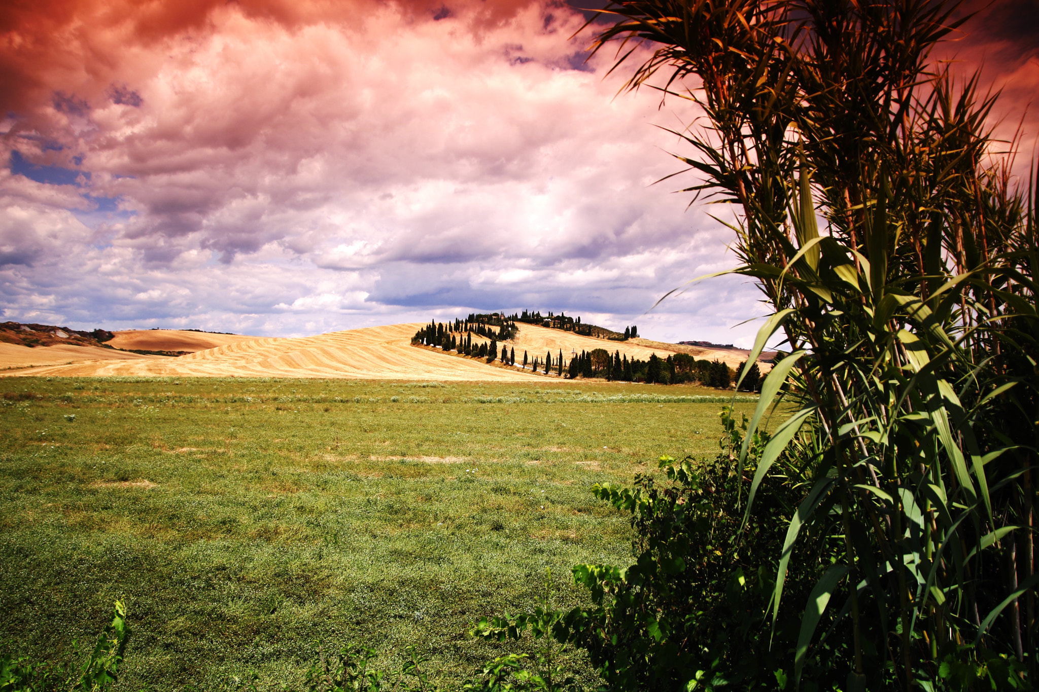 Sigma 17-70mm F2.8-4 DC Macro OS HSM sample photo. Panorama di campagna photography