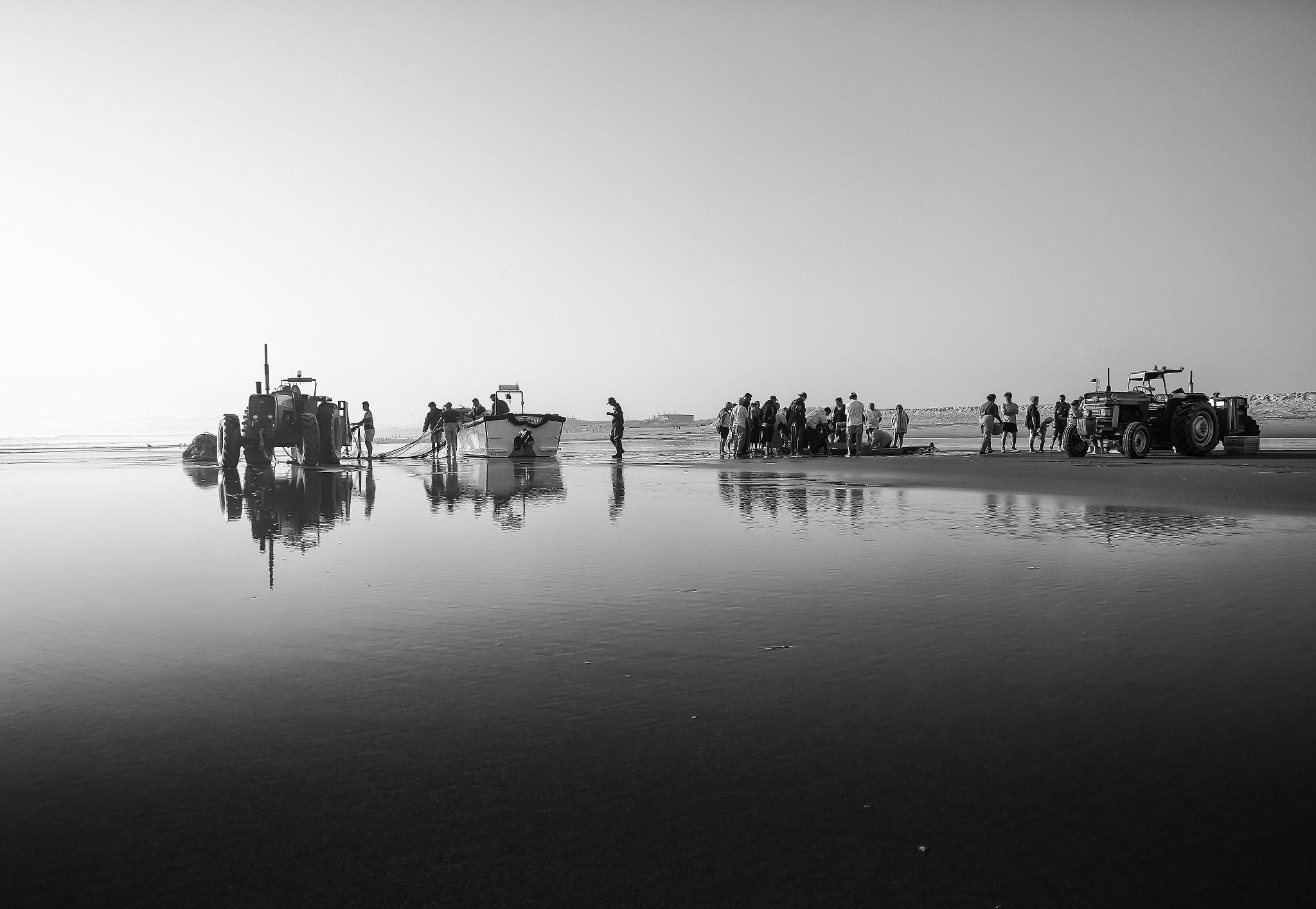 Canon EF 20-35mm f/2.8L sample photo. Povo do mar photography