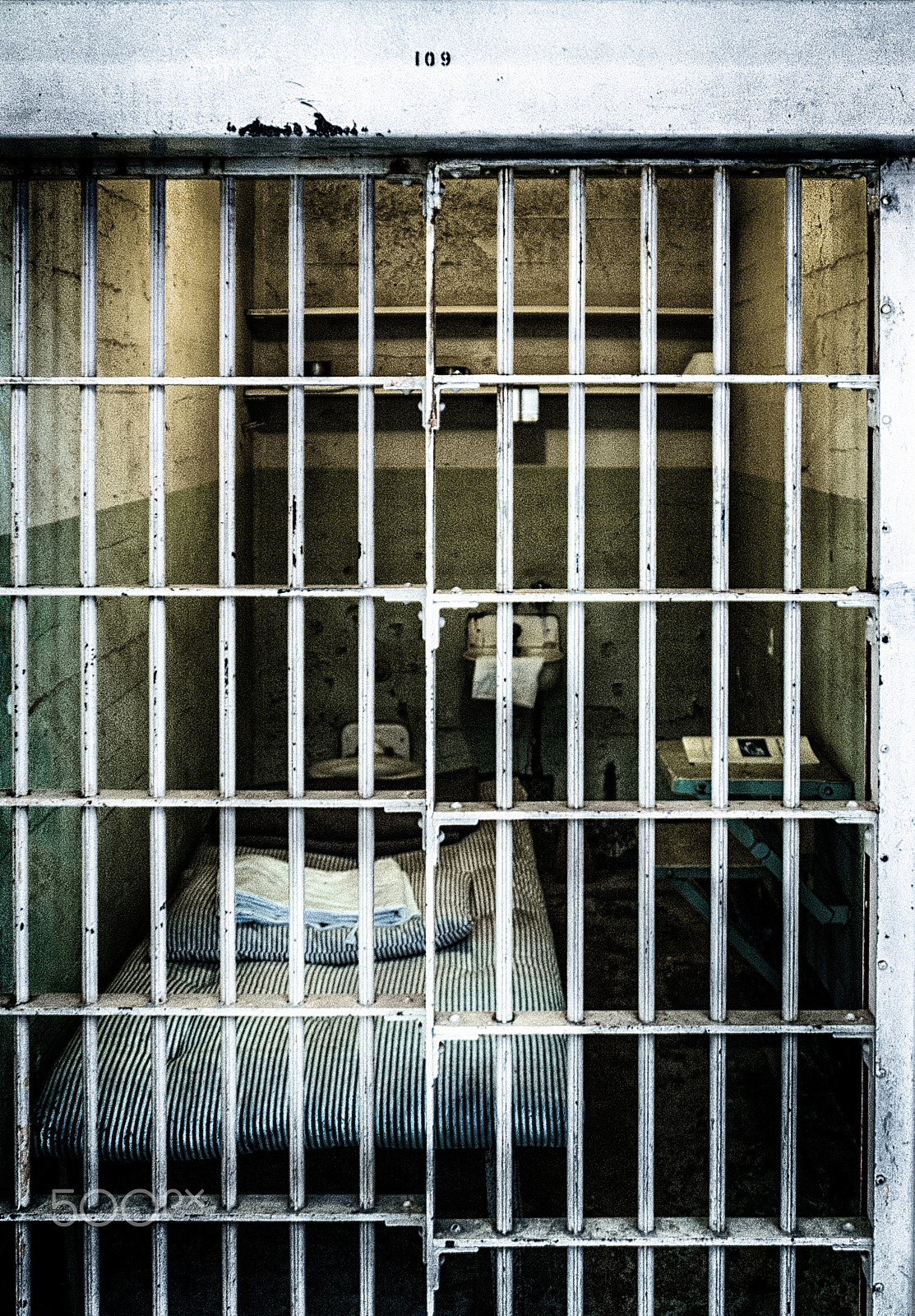 Nikon D40 sample photo. Cell no 109 on alcatraz photography
