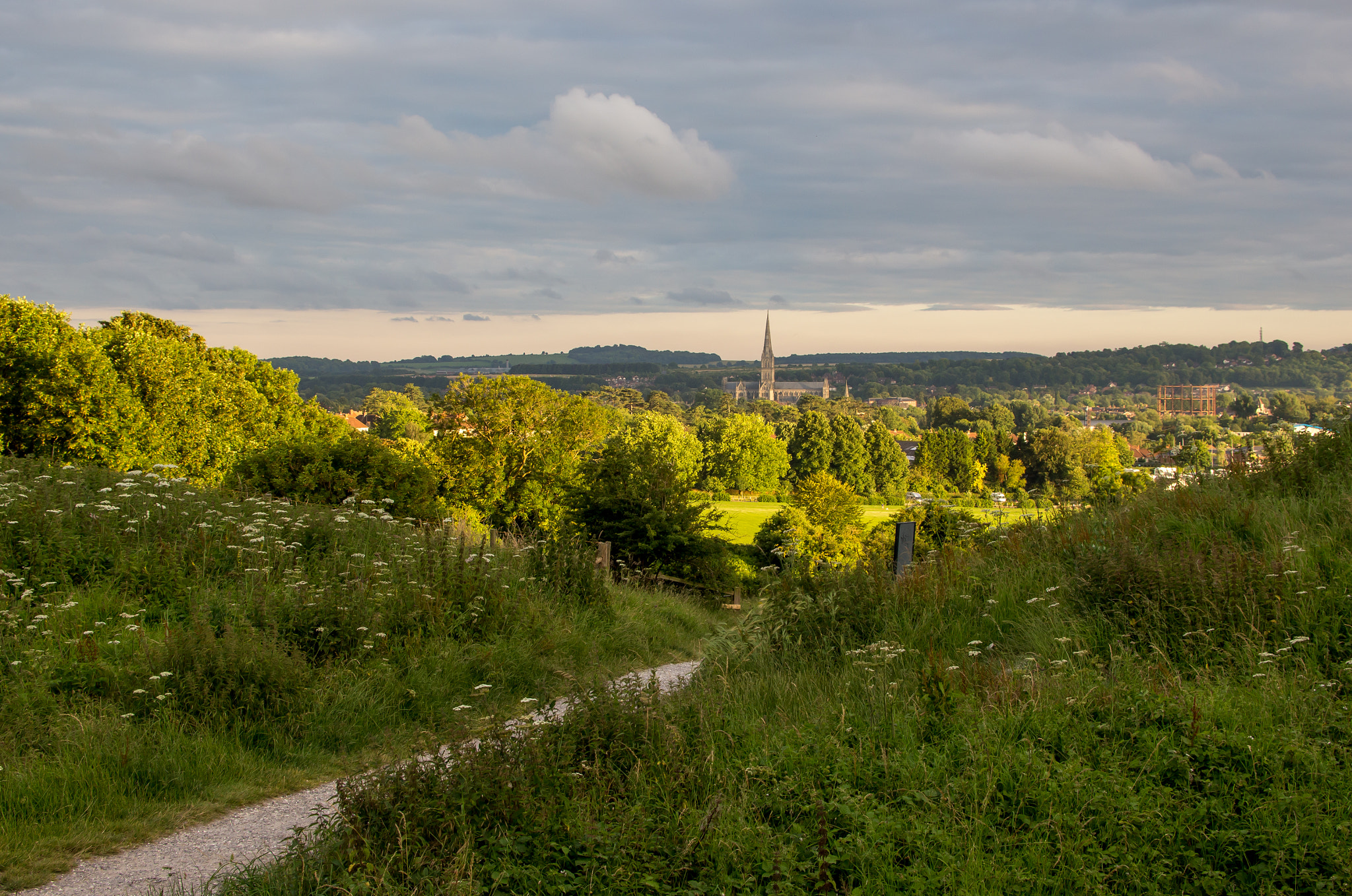 Canon EF 35-350mm F3.5-5.6L USM sample photo. From old sarum to salisbury cathedral photography