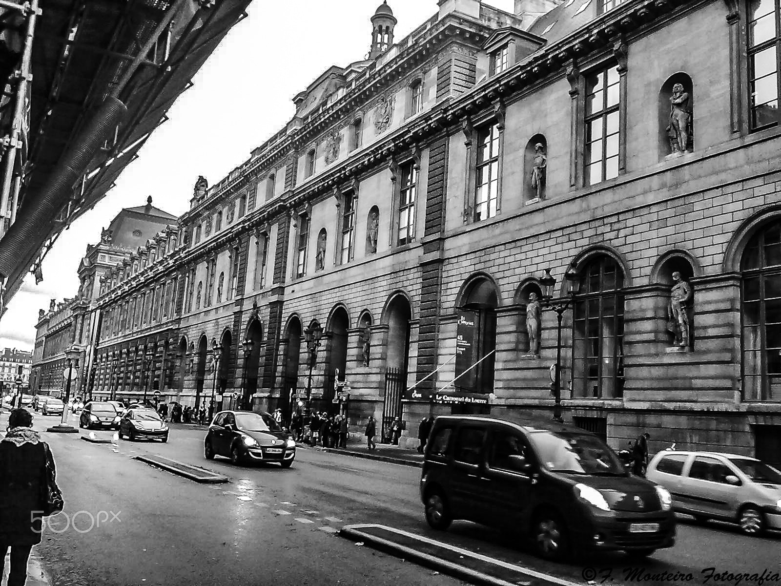 Nokia 5233 sample photo. Paris photography