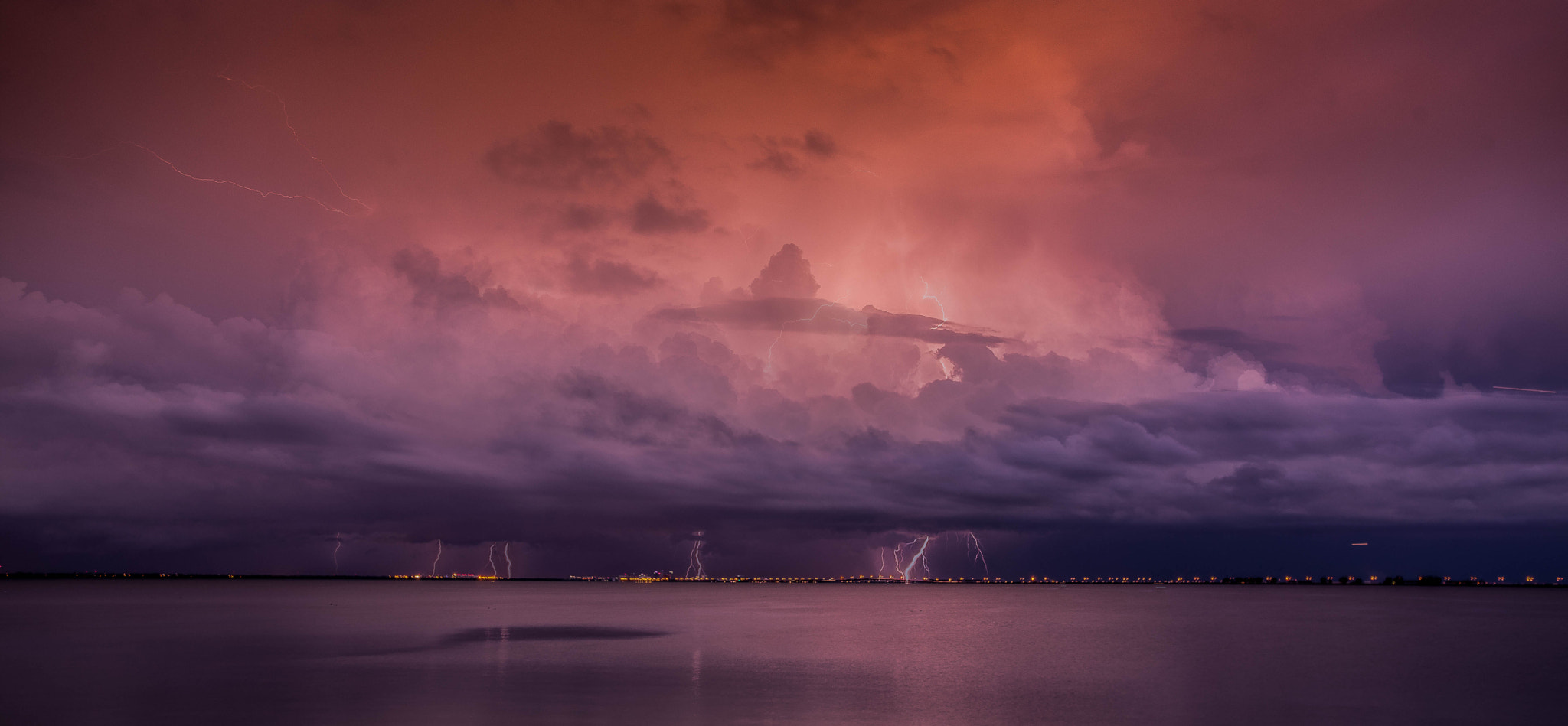 Sigma 17-70mm F2.8-4 DC Macro HSM | C sample photo. Lightning strikes photography