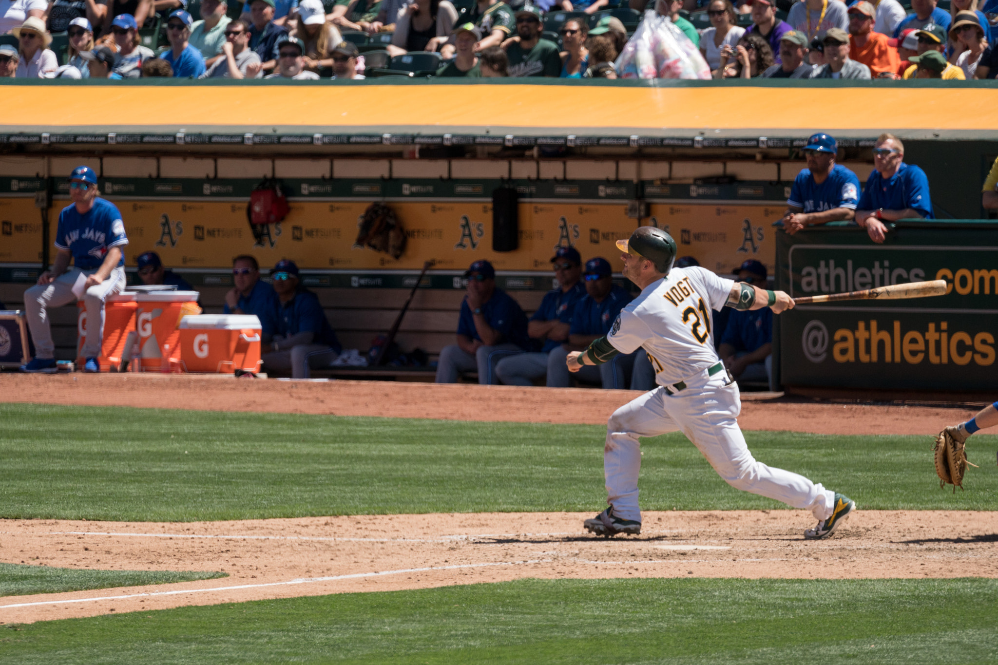 Sony FE 70-300mm F4.5-5.6 G OSS sample photo. Oakland vs toronto photography
