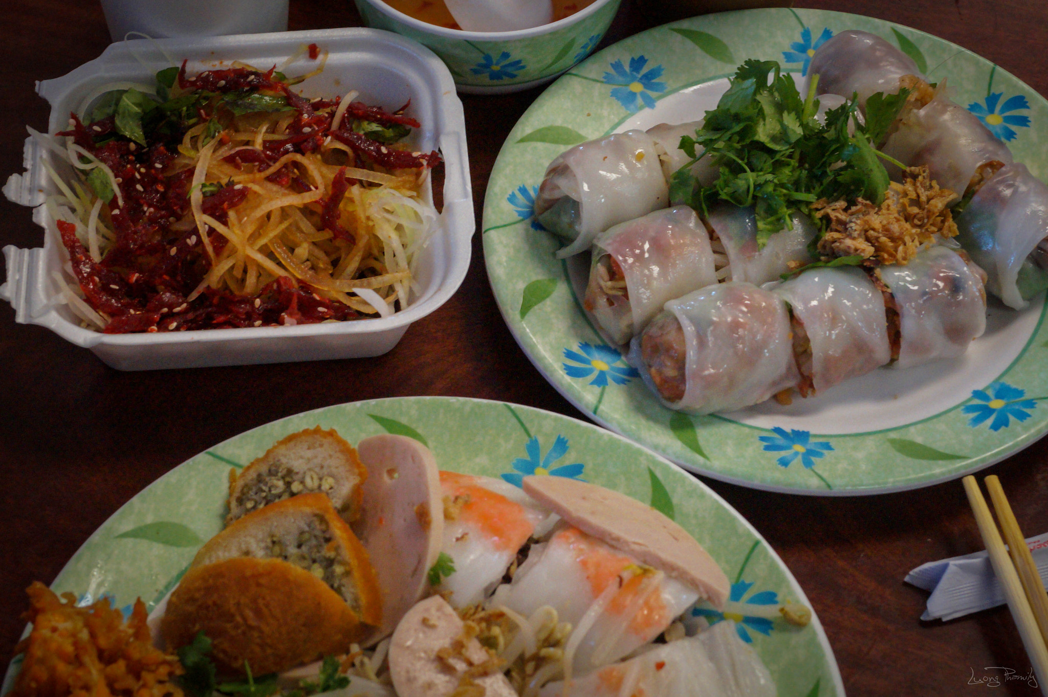 Sony Planar T* 50mm F1.4 ZA SSM sample photo. A vietnamese breakfast photography