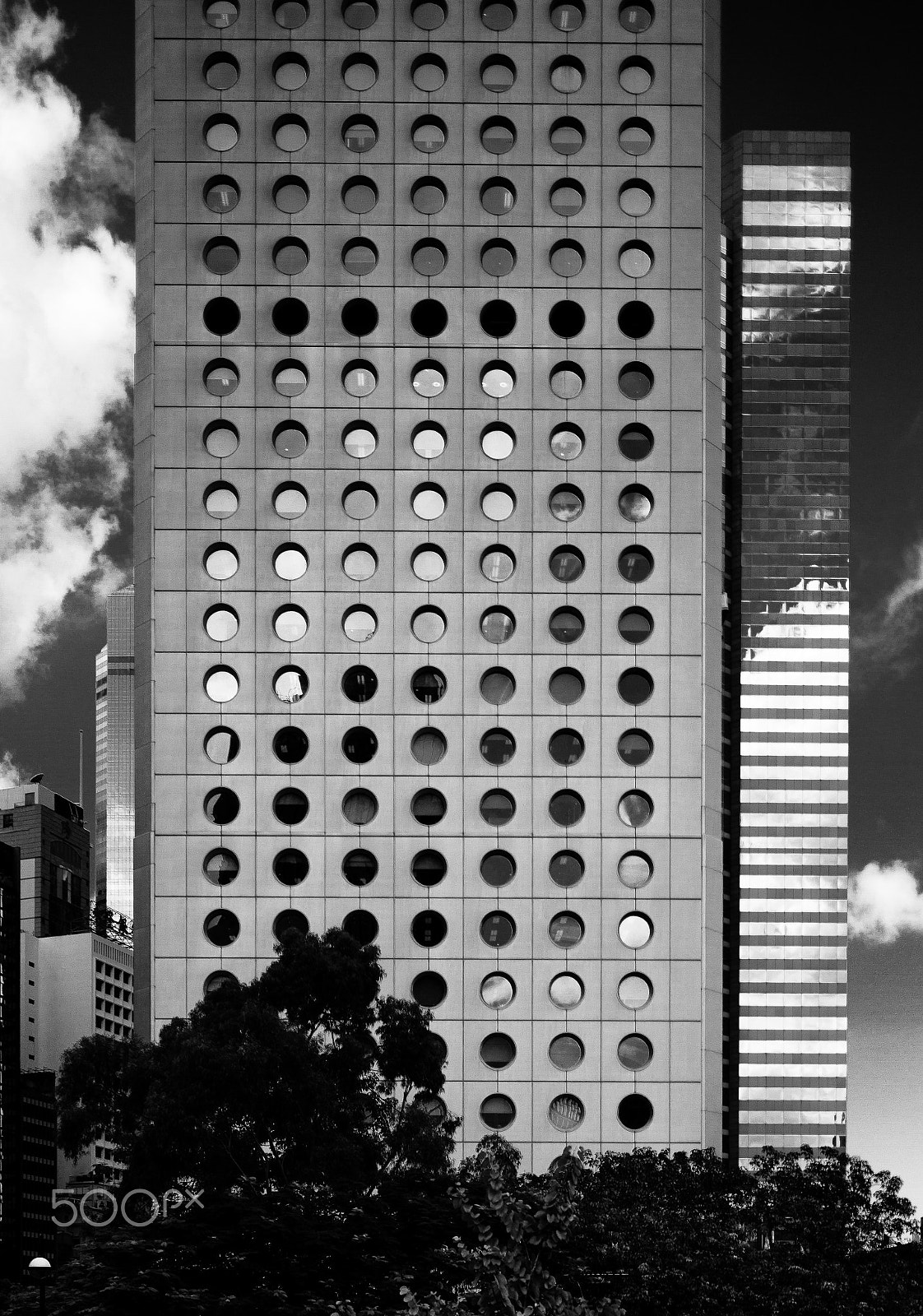 Canon TS-E 24.0mm f/3.5 L II sample photo. Jardine house - hong kong photography