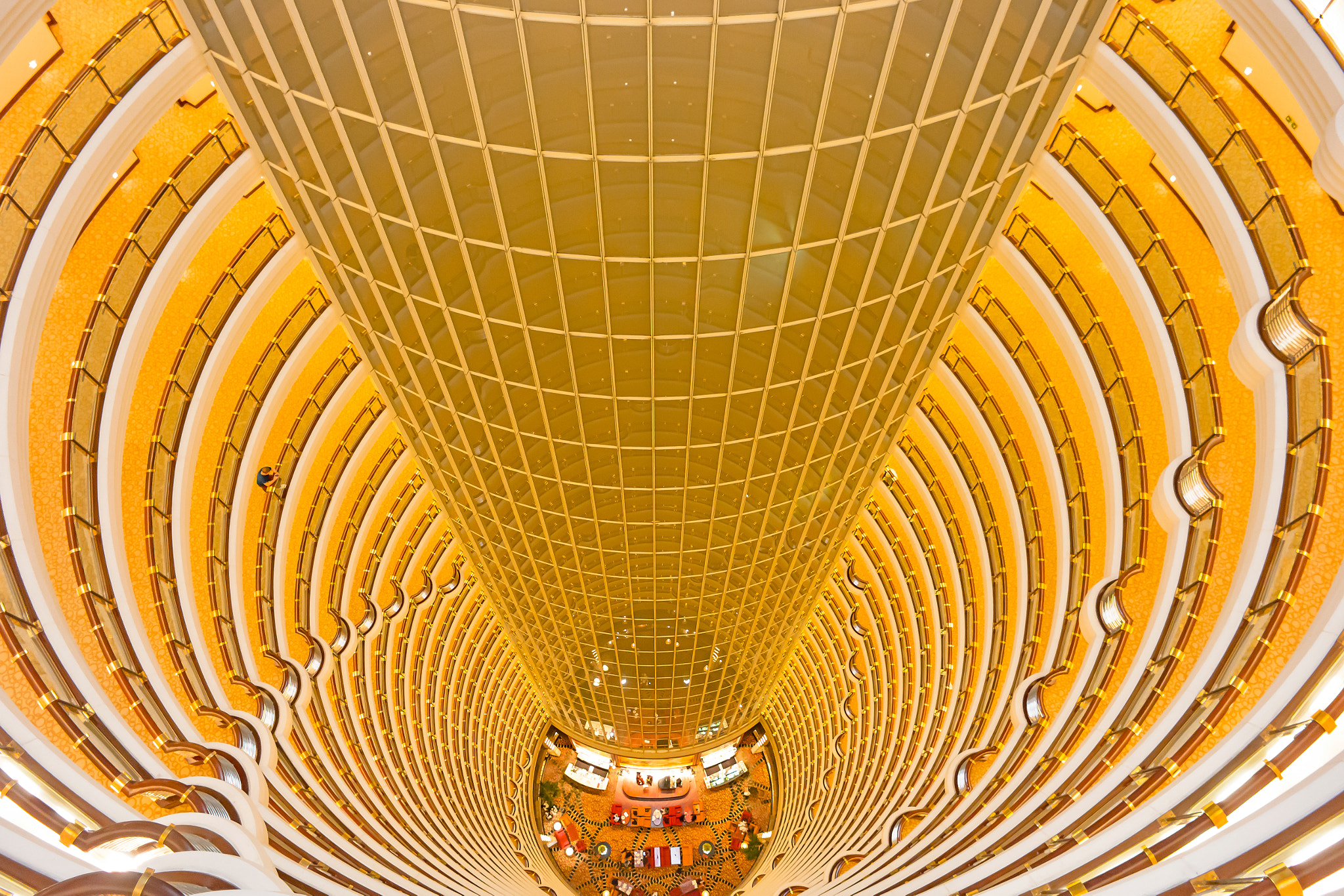 Samsung NX20 + Samsung NX 16mm F2.4 Pancake sample photo. Grand hyatt shanghai photography