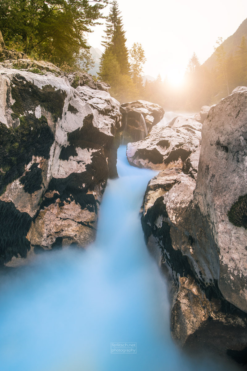 Sony a99 II + Sigma 20mm F1.8 EX DG Aspherical RF sample photo. Evening flow photography