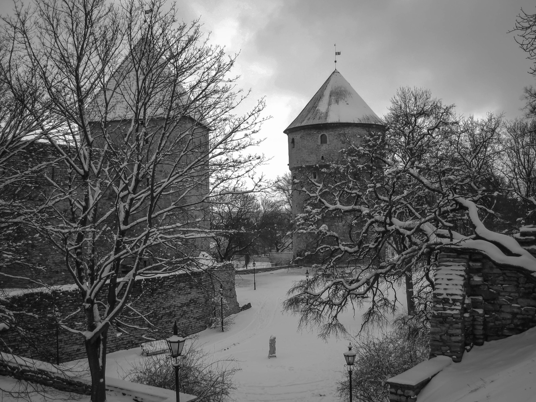 Canon PowerShot SD790 IS (Digital IXUS 90 IS / IXY Digital 95 IS) sample photo. Tallinn (estland) - view in the winter photography
