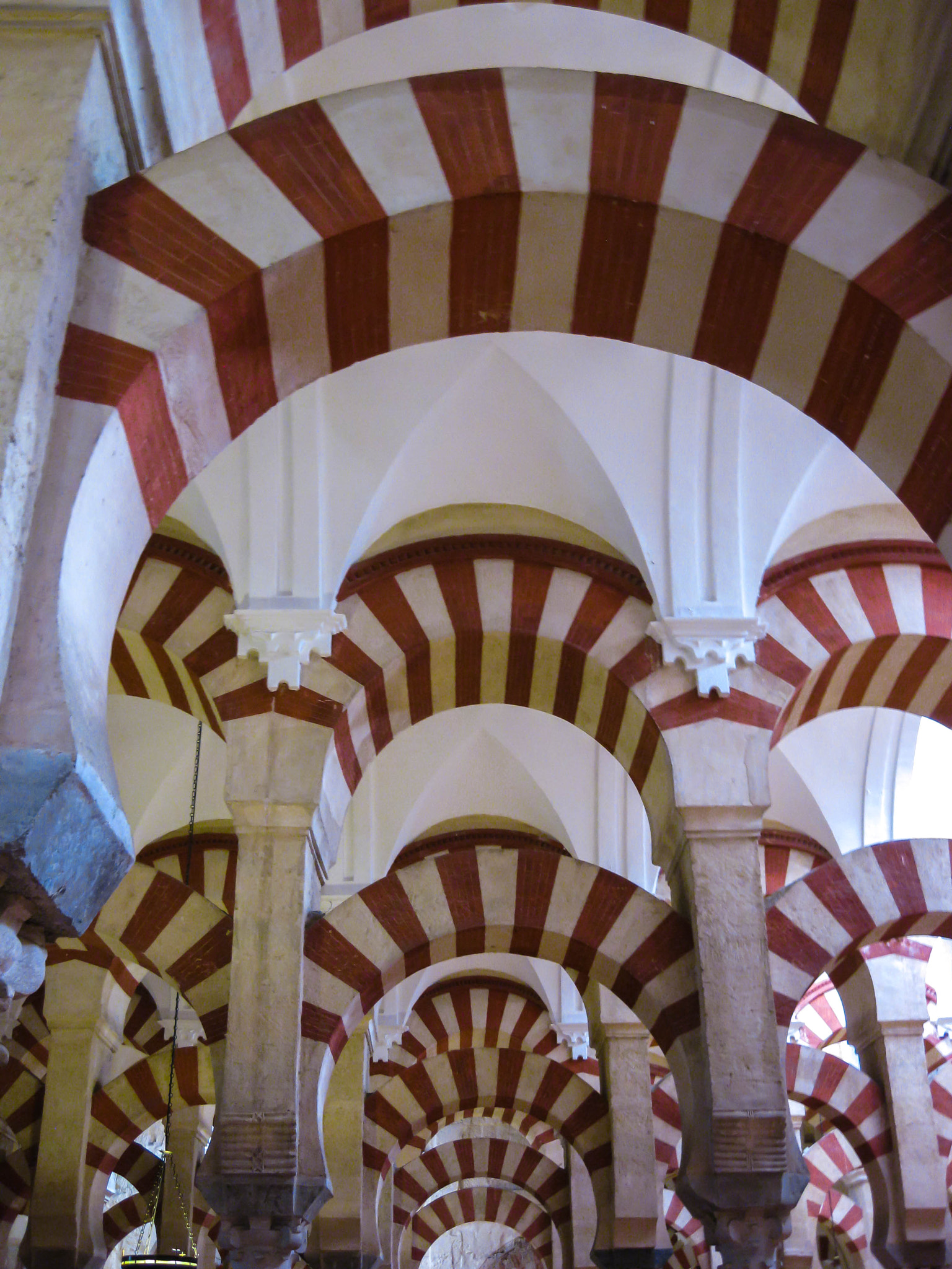 Canon PowerShot SD790 IS (Digital IXUS 90 IS / IXY Digital 95 IS) sample photo. Cordoba (spain) - mezquita photography