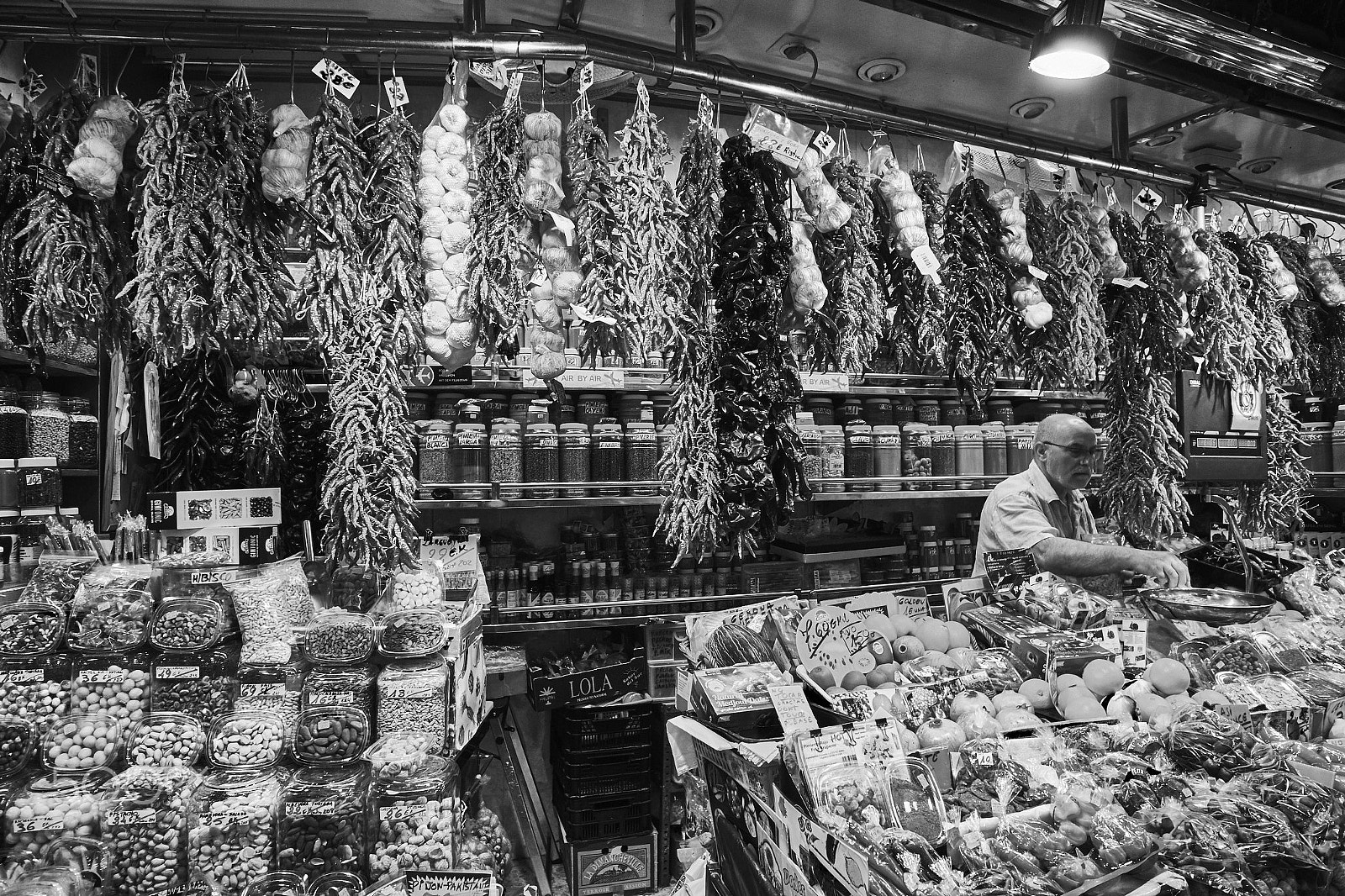 Fujifilm X-Pro1 + Fujifilm XF 14mm F2.8 R sample photo. Spicy photography