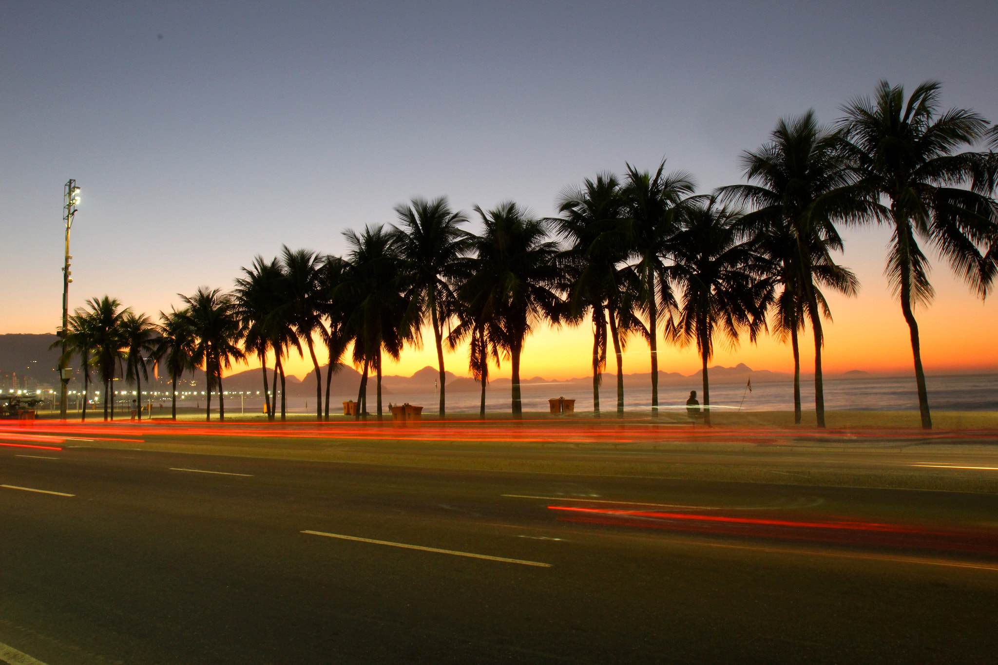 Canon EF-S 17-55mm F2.8 IS USM sample photo. Road to the sun, copacabana, rio de janeiro, brazil photography