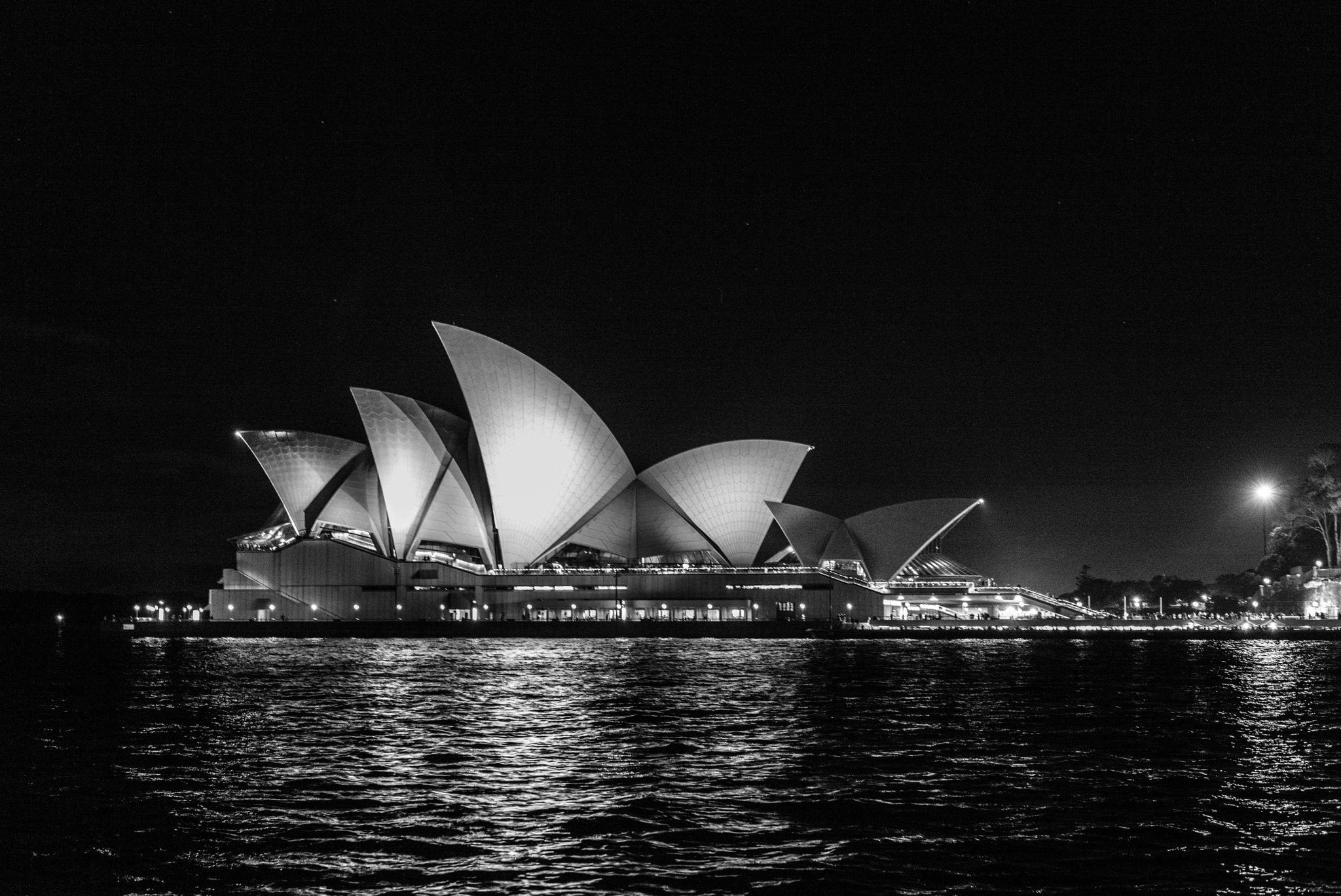 Leica Tri-Elmar-M 16-18-21mm F4 ASPH sample photo. Sydney opera house photography