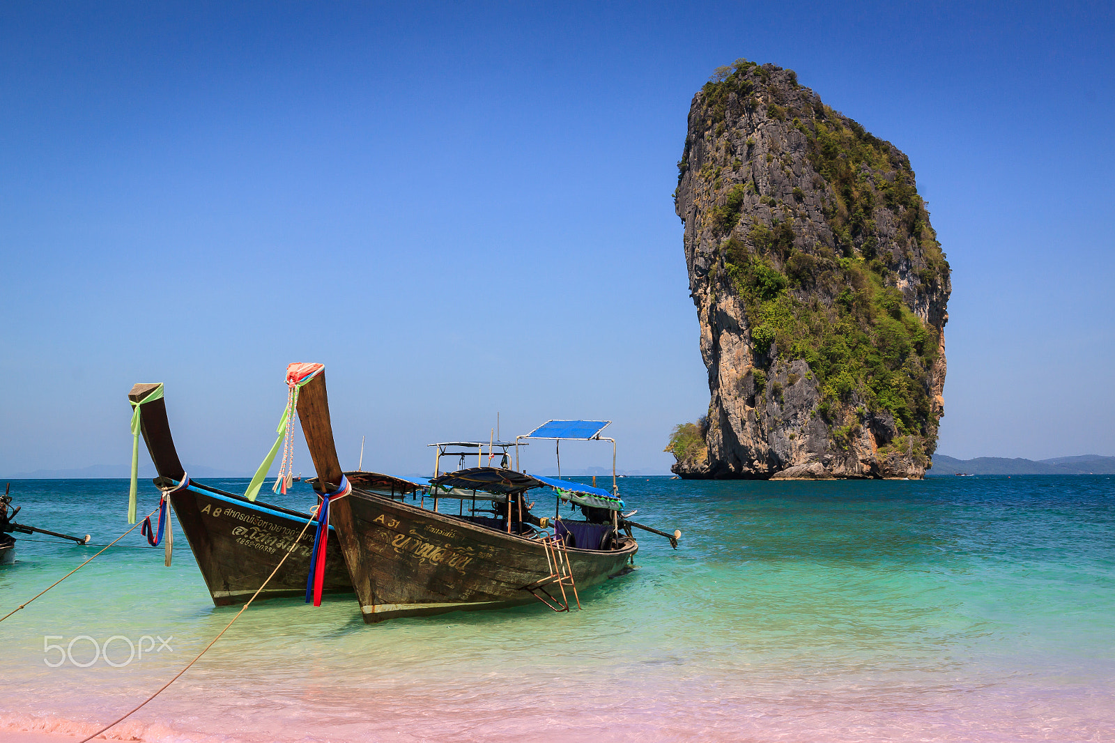 Canon EOS 500D (EOS Rebel T1i / EOS Kiss X3) sample photo. Long tail boat on the beautiful beach and beauty blue sky , poda photography