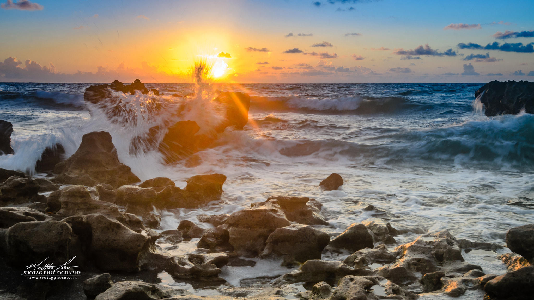 Nikon AF-S Nikkor 17-35mm F2.8D ED-IF sample photo. Coral cove park sunrise photography