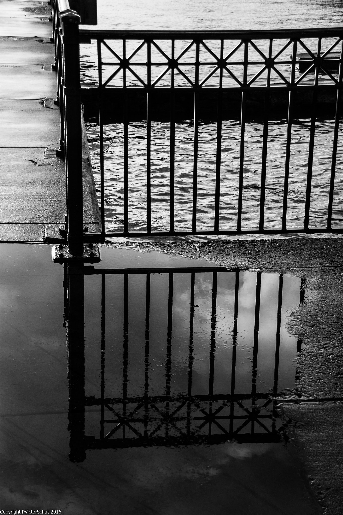 Sigma 18-250mm F3.5-6.3 DC OS HSM sample photo. Bay bridge walk bw photography