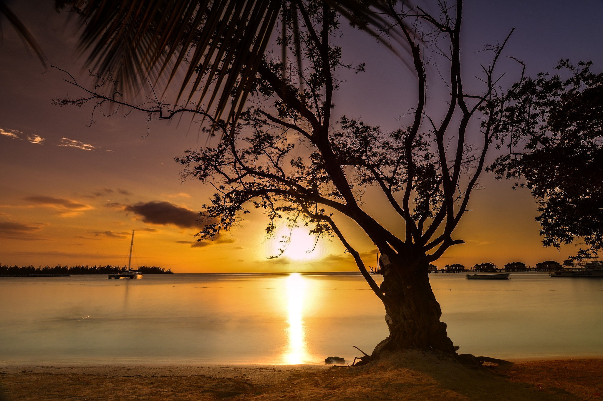 Tokina AT-X 11-20mm F2.8 PRO DX sample photo. Sunset photography