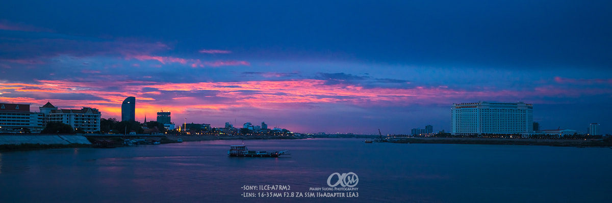 Sony Vario-Sonnar T* 16-35mm F2.8 ZA SSM II sample photo. Phnom penh city before rain! photography