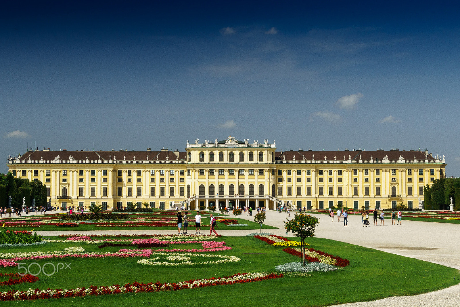 Tamron 18-270mm F3.5-6.3 Di II PZD sample photo. Schloß schönbrunn photography