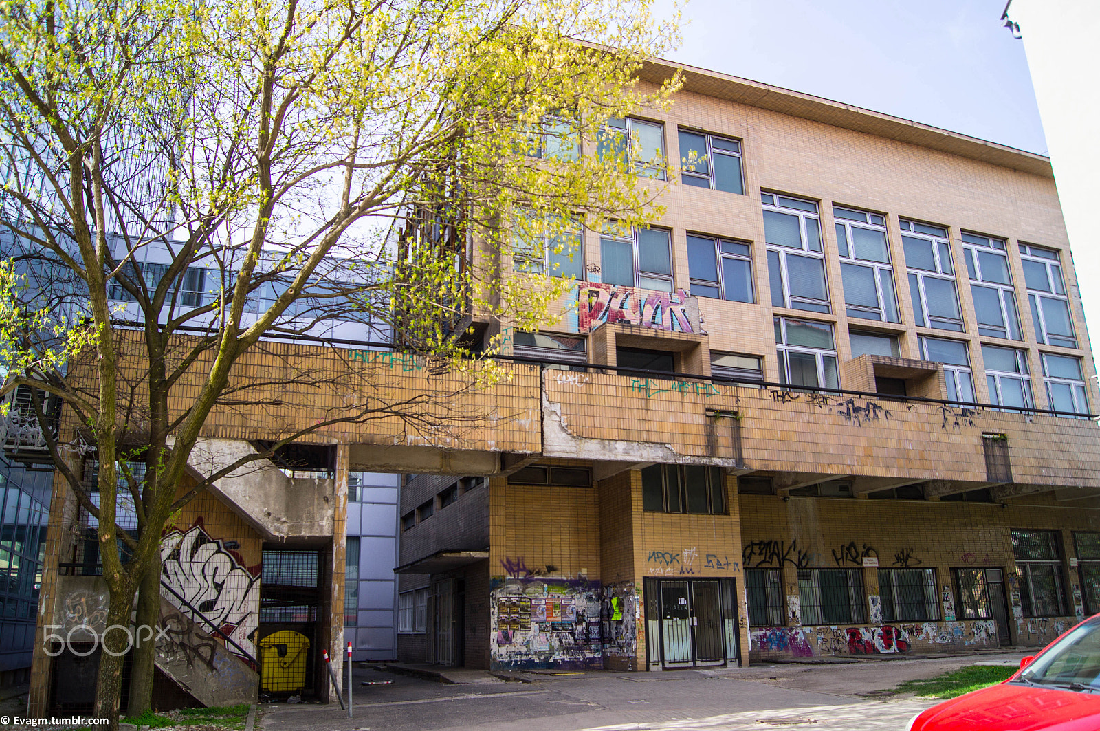 Sony SLT-A35 + Sony DT 18-55mm F3.5-5.6 SAM sample photo. Bratislava, slovakia -architecture photography