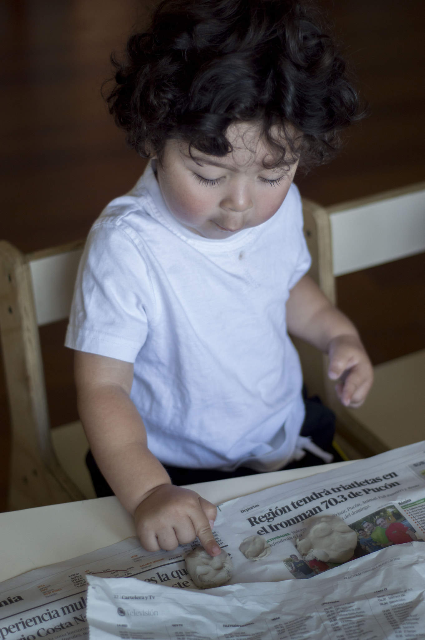 Nikon D3200 + AF Nikkor 50mm f/1.8 sample photo. Kindergarten montessori photography